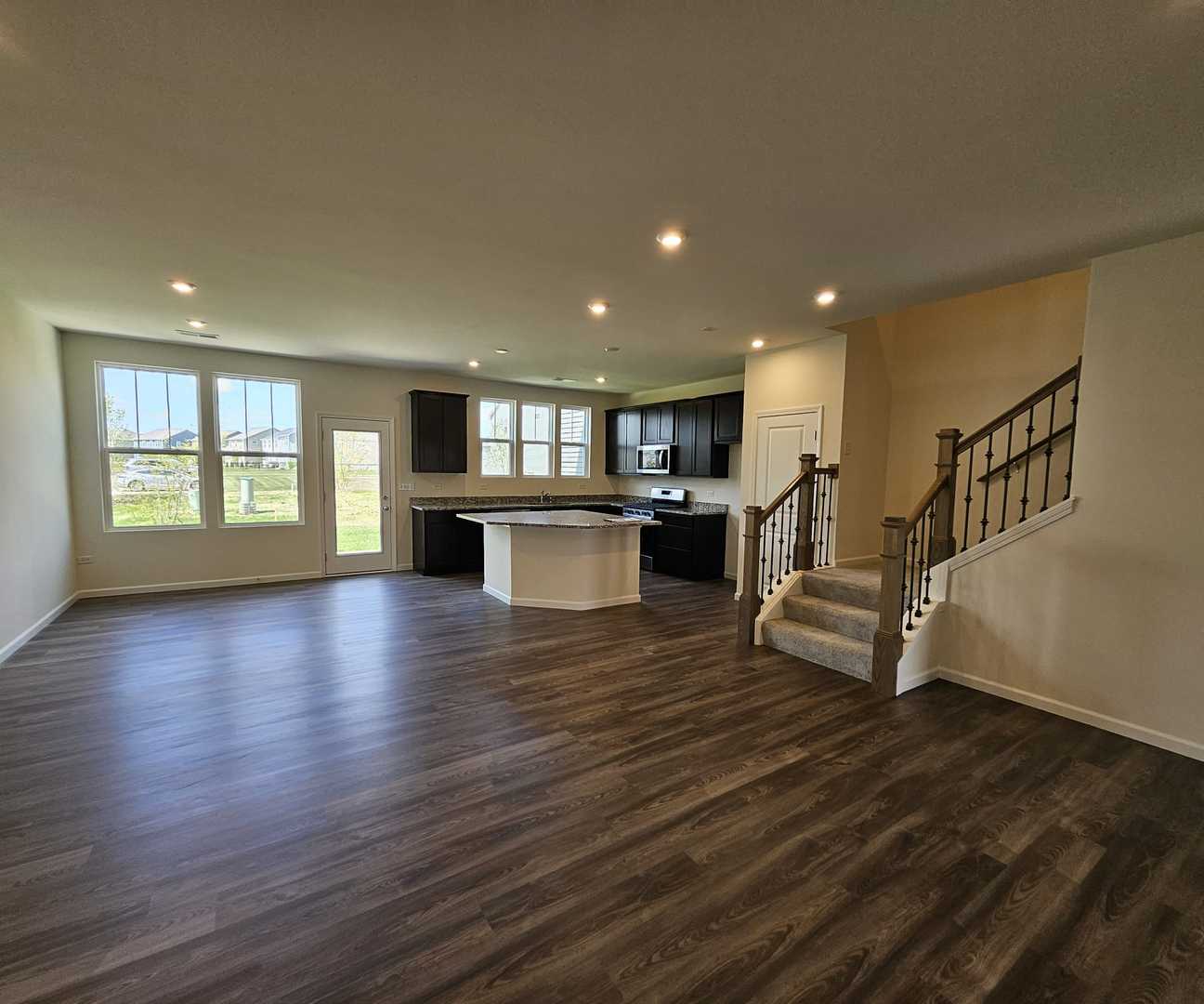 12802 S NICHOLAS Drive, Plainfield, IL 60585