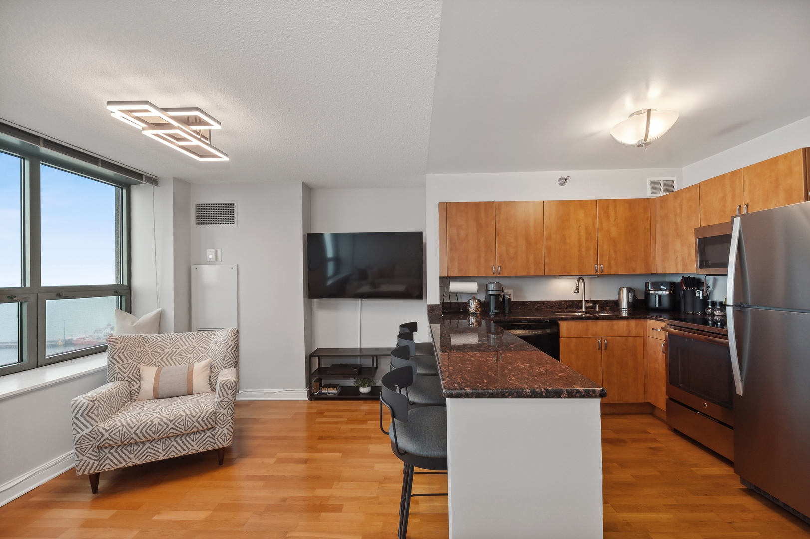 474 N Lake Shore Drive #2106, Chicago, IL 60611