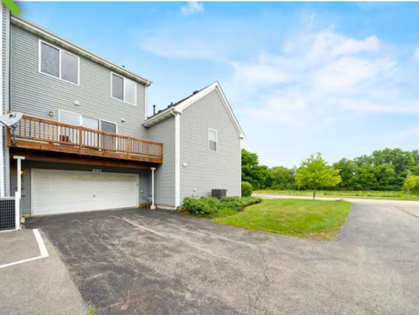 512 Lincoln Station Drive #512, Oswego, IL 60543