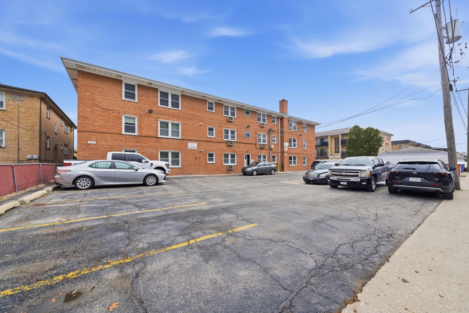 6533 N Northwest Highway #1C, Chicago, IL 60631