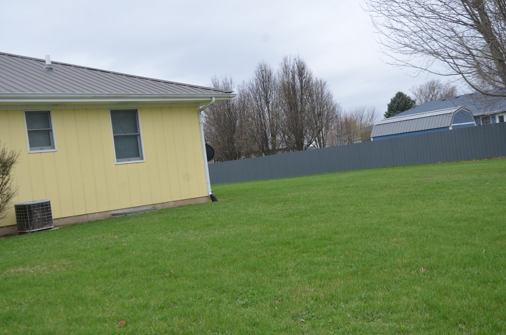 2547 N 4645th Road #B, Somonauk, IL 60552