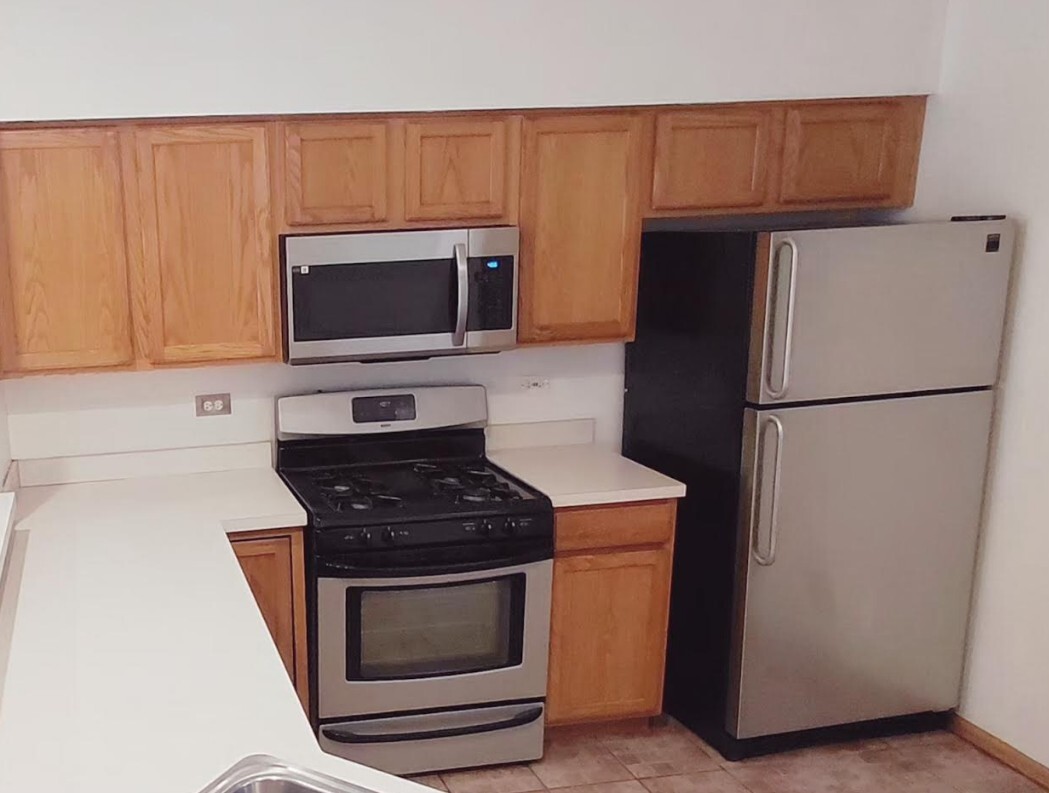 2508 Carrolwood Road #2508, Naperville, IL 60540