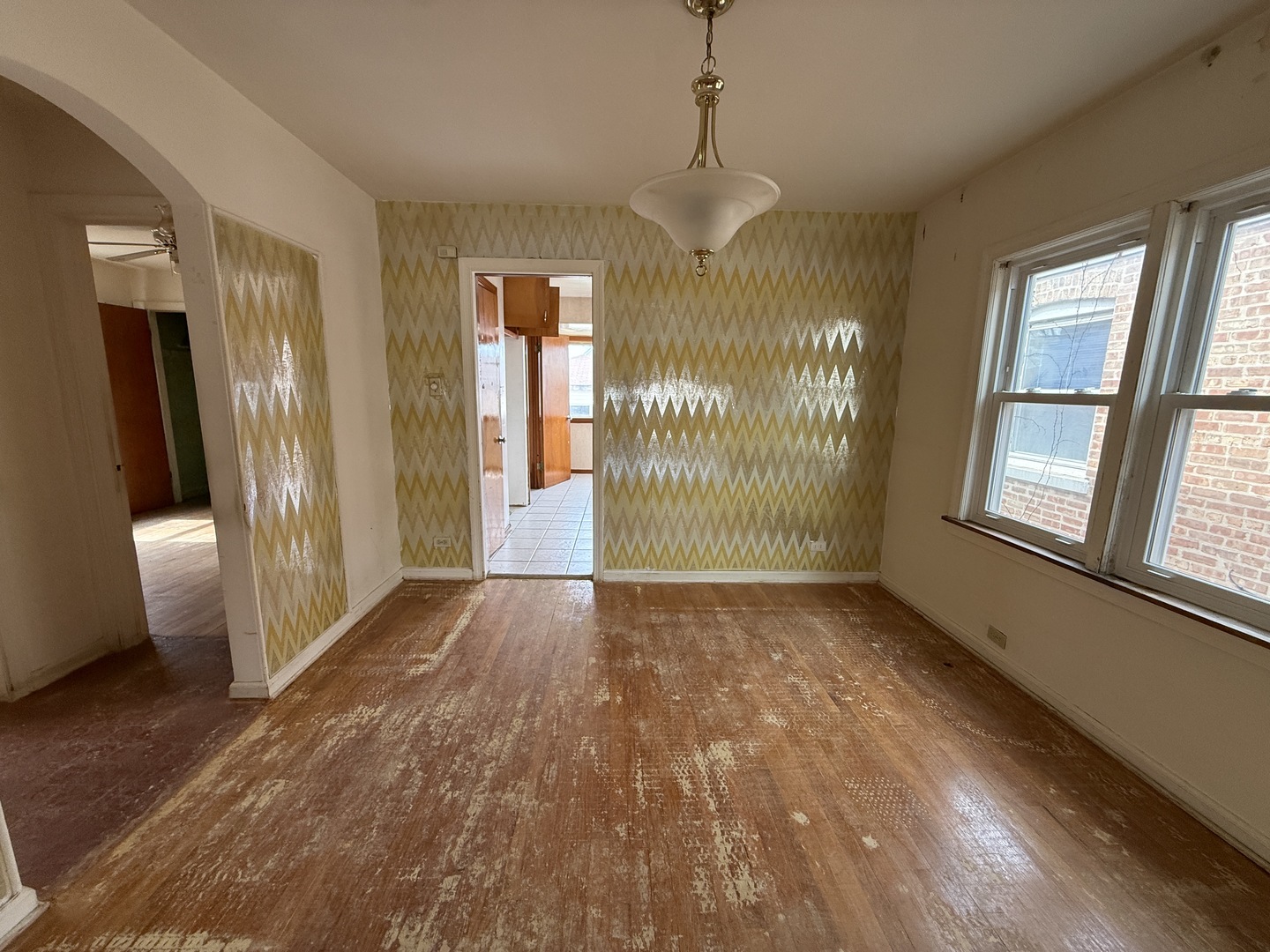 8842 S CREGIER Avenue, Chicago, IL 60617