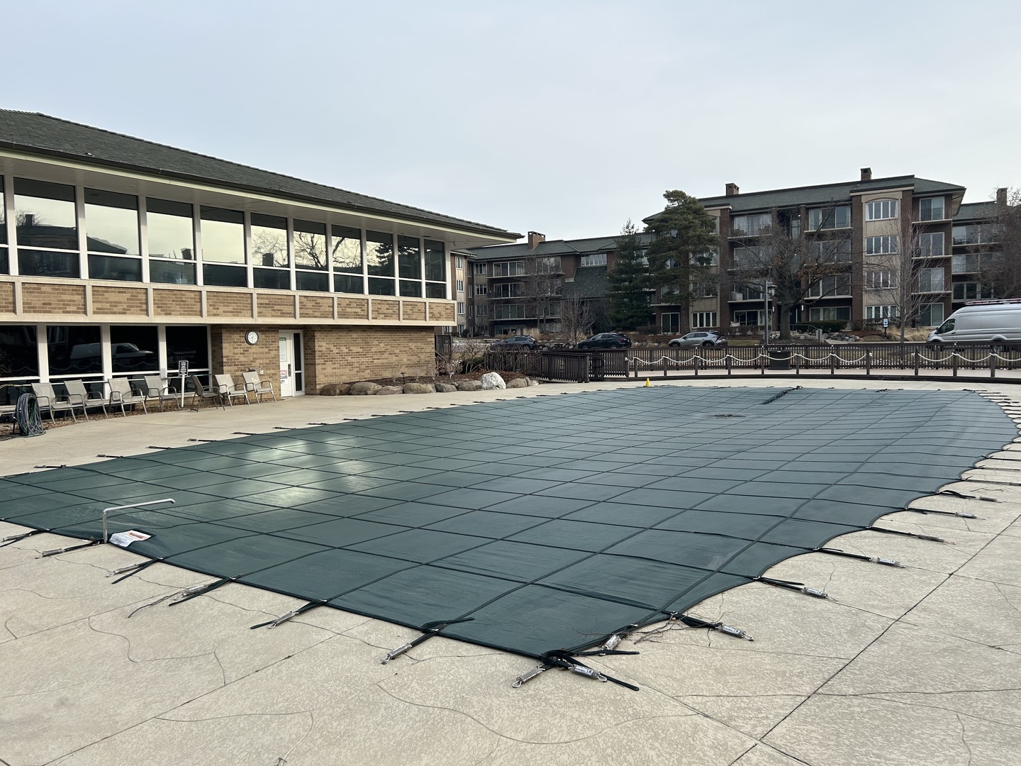 2 Oak Brook Club Drive #B111, Oak Brook, IL 60523