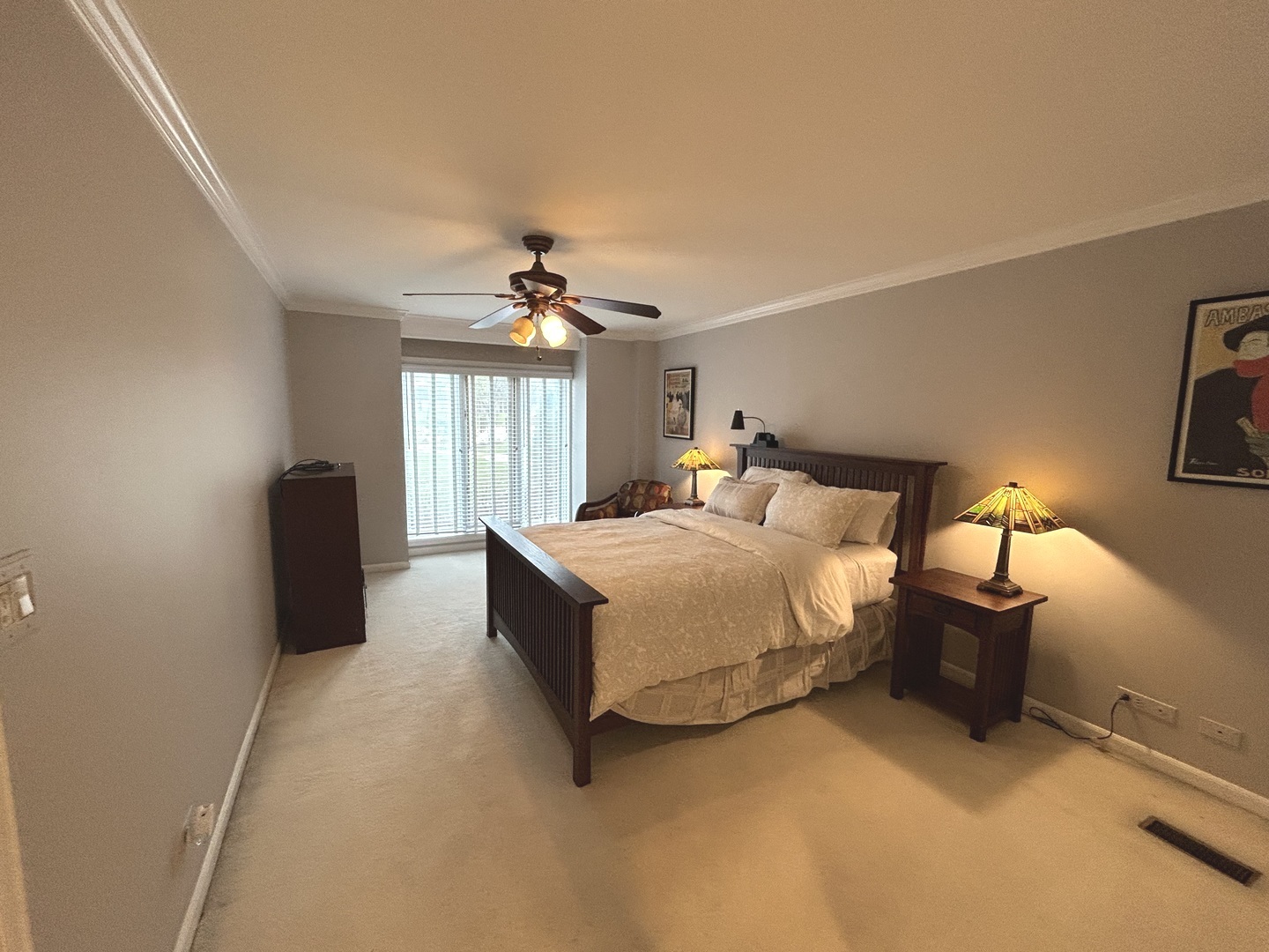 2 Oak Brook Club Drive #B111, Oak Brook, IL 60523