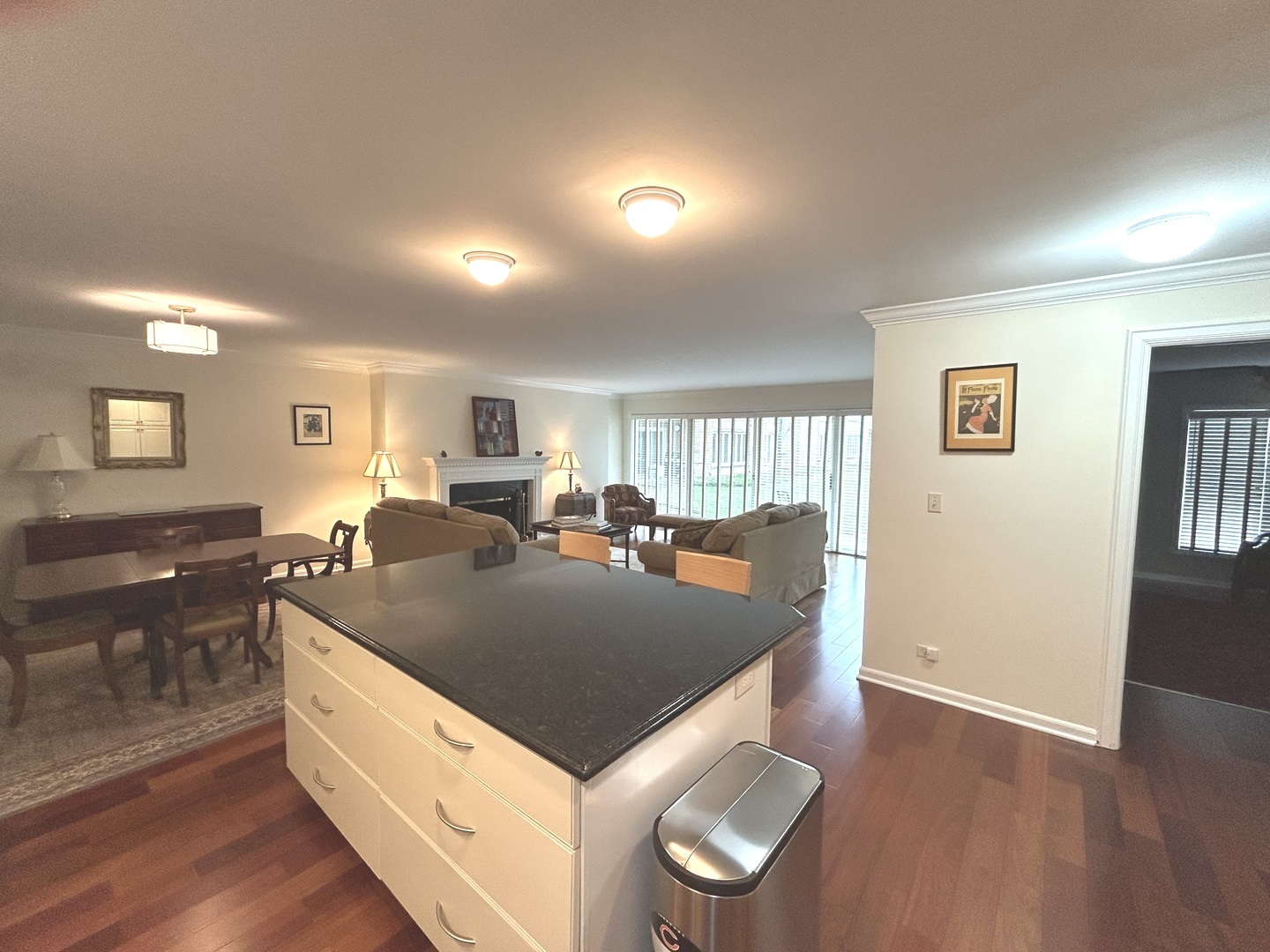 2 Oak Brook Club Drive #B111, Oak Brook, IL 60523