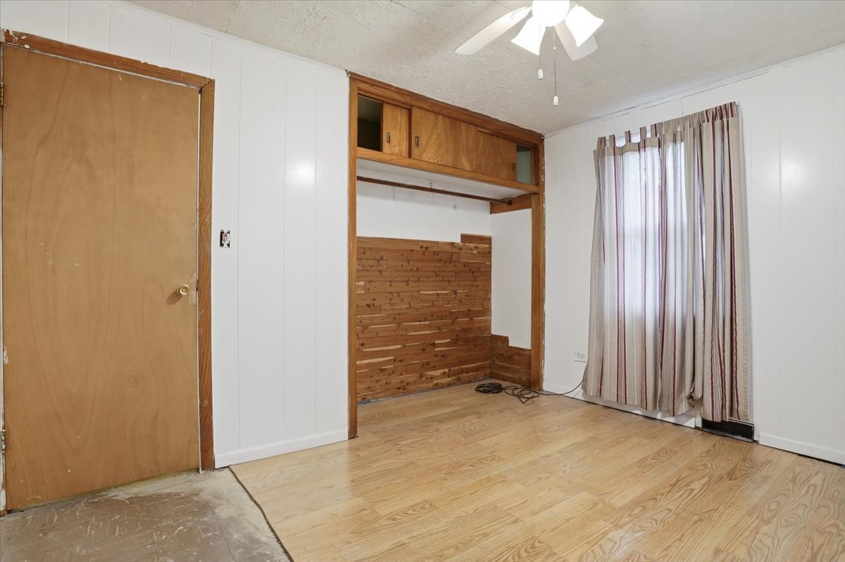 34223 N Harrison Avenue, Round Lake, IL 60073