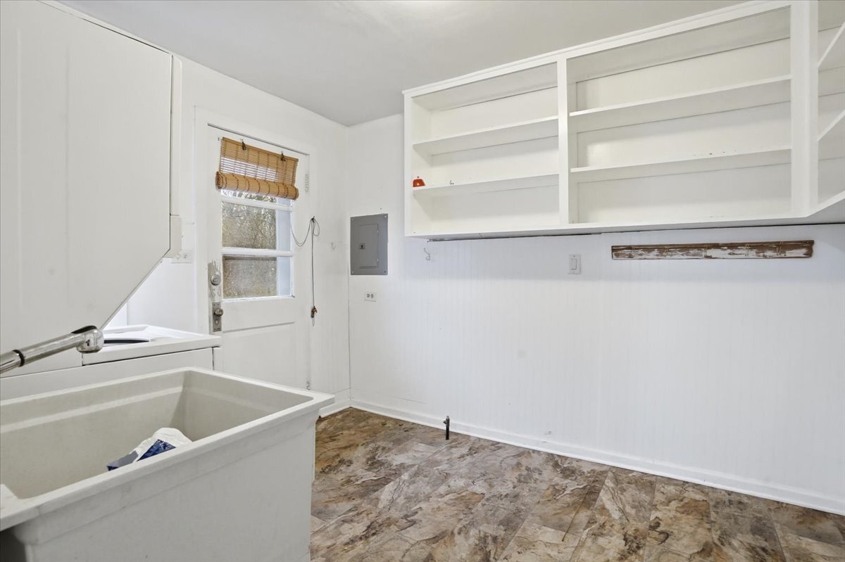 34223 N Harrison Avenue, Round Lake, IL 60073