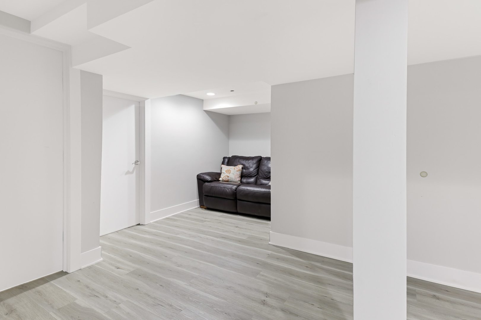 3517 N PLAINFIELD Avenue, Chicago, IL 60634