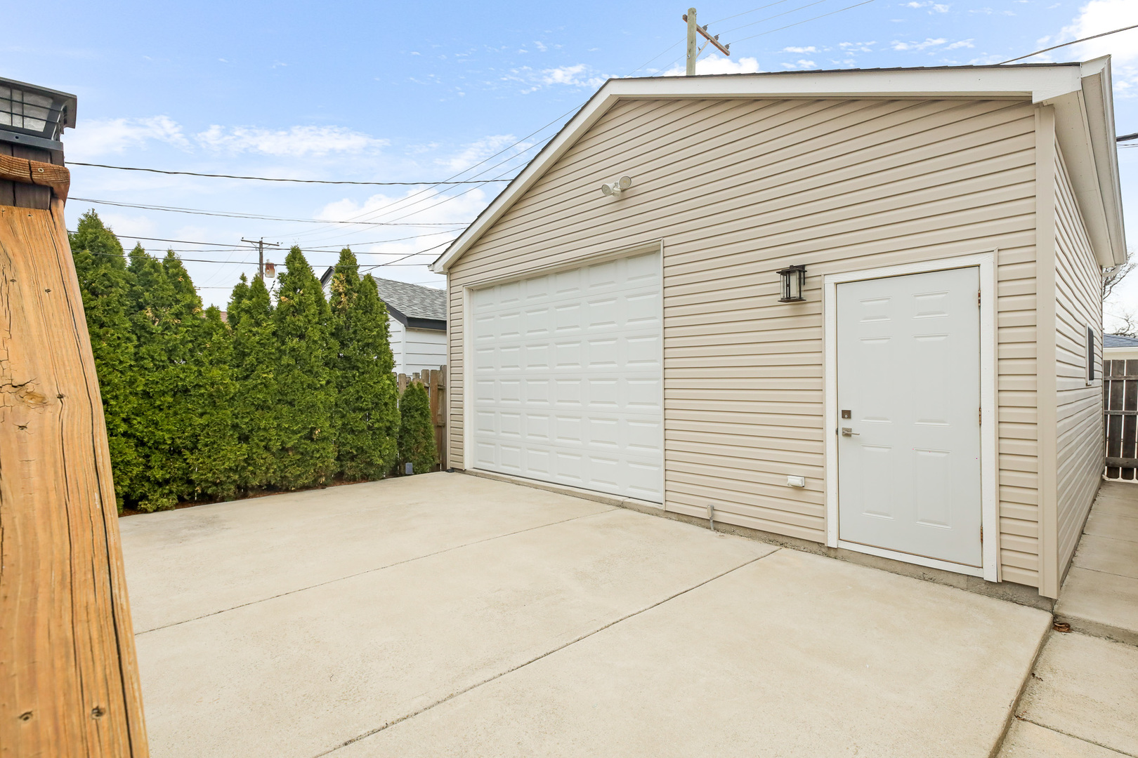 3517 N PLAINFIELD Avenue, Chicago, IL 60634