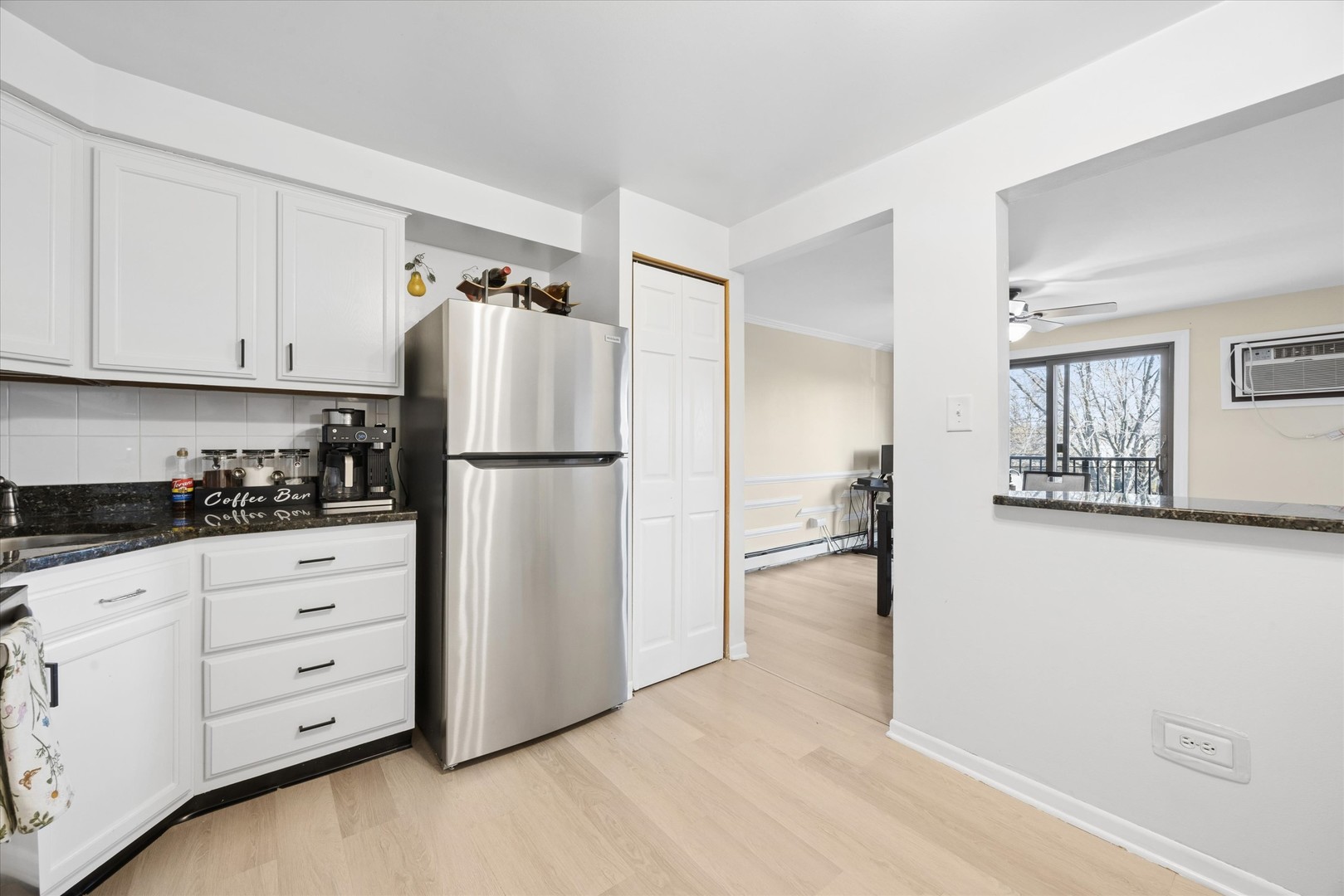 1240 S LORRAINE Road #3B, Wheaton, IL 60189