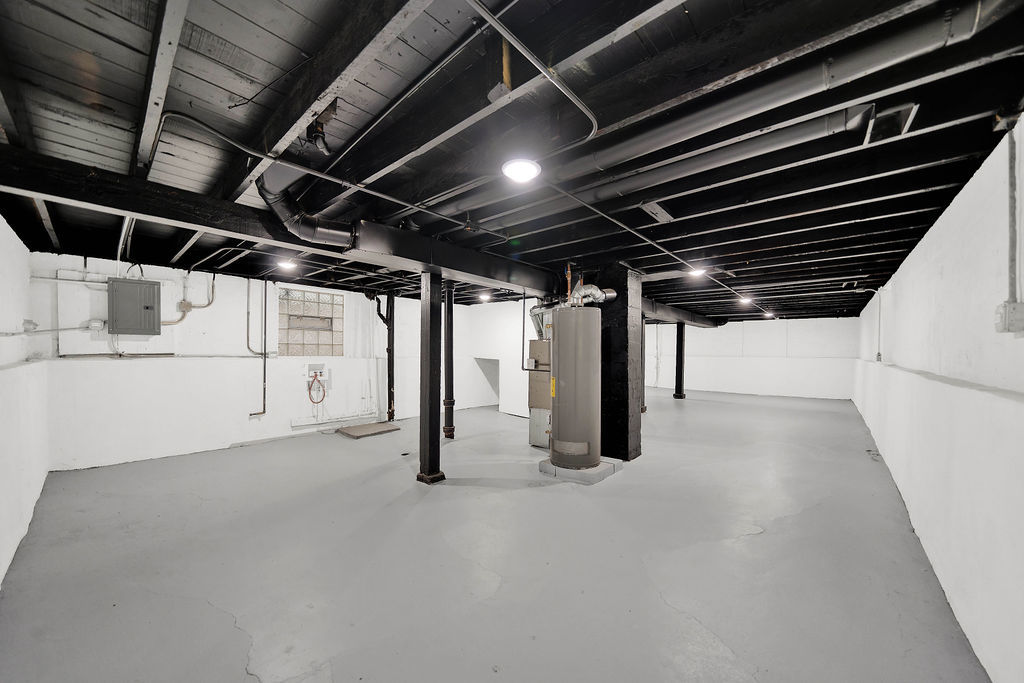 6508 S Claremont Avenue, Chicago, IL 60636