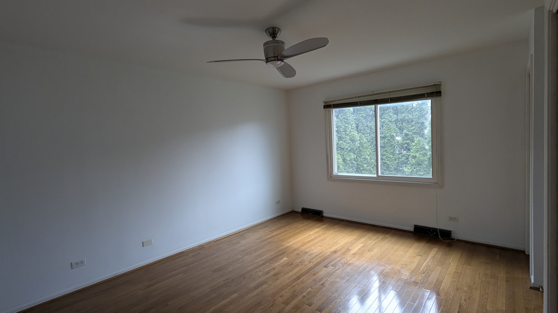 2284 Briarhill Drive, Naperville, IL 60565