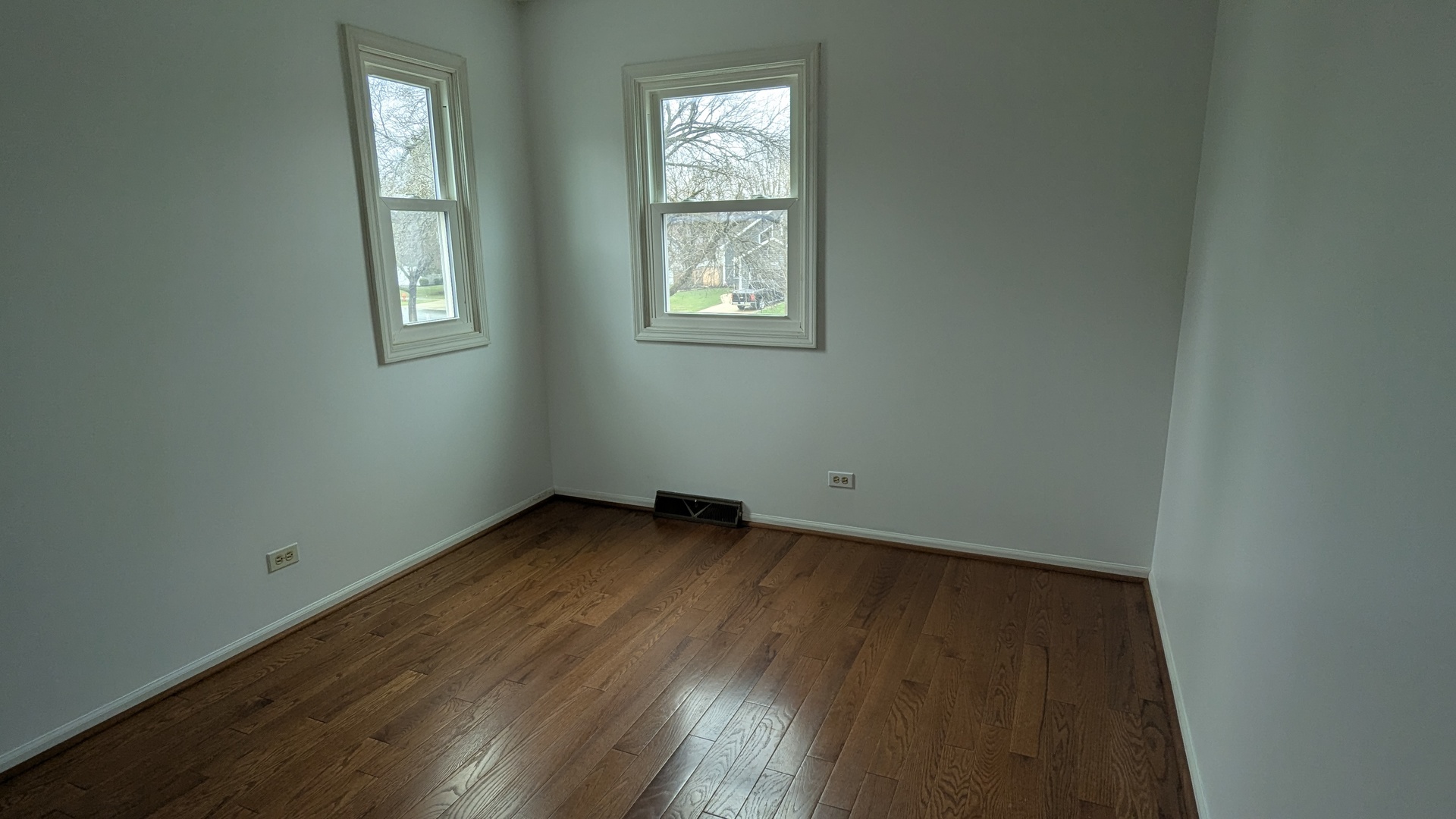 2284 Briarhill Drive, Naperville, IL 60565