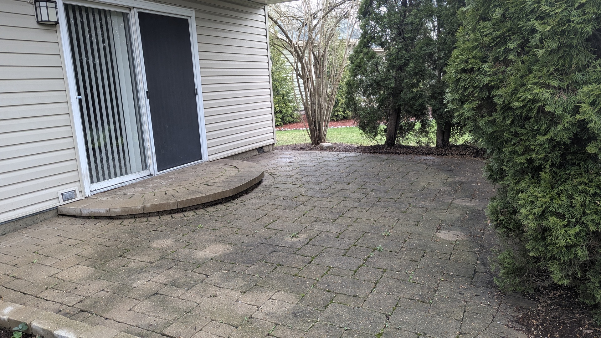 2284 Briarhill Drive, Naperville, IL 60565