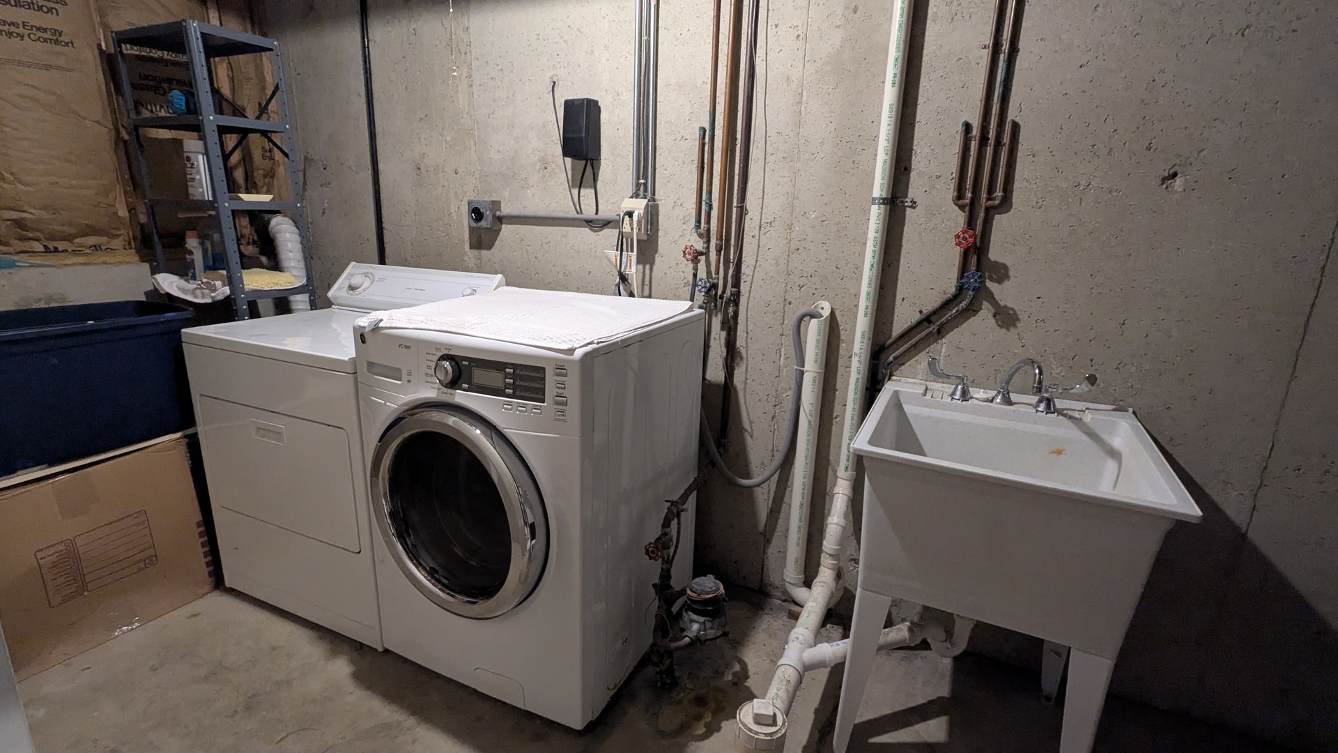 2284 Briarhill Drive, Naperville, IL 60565