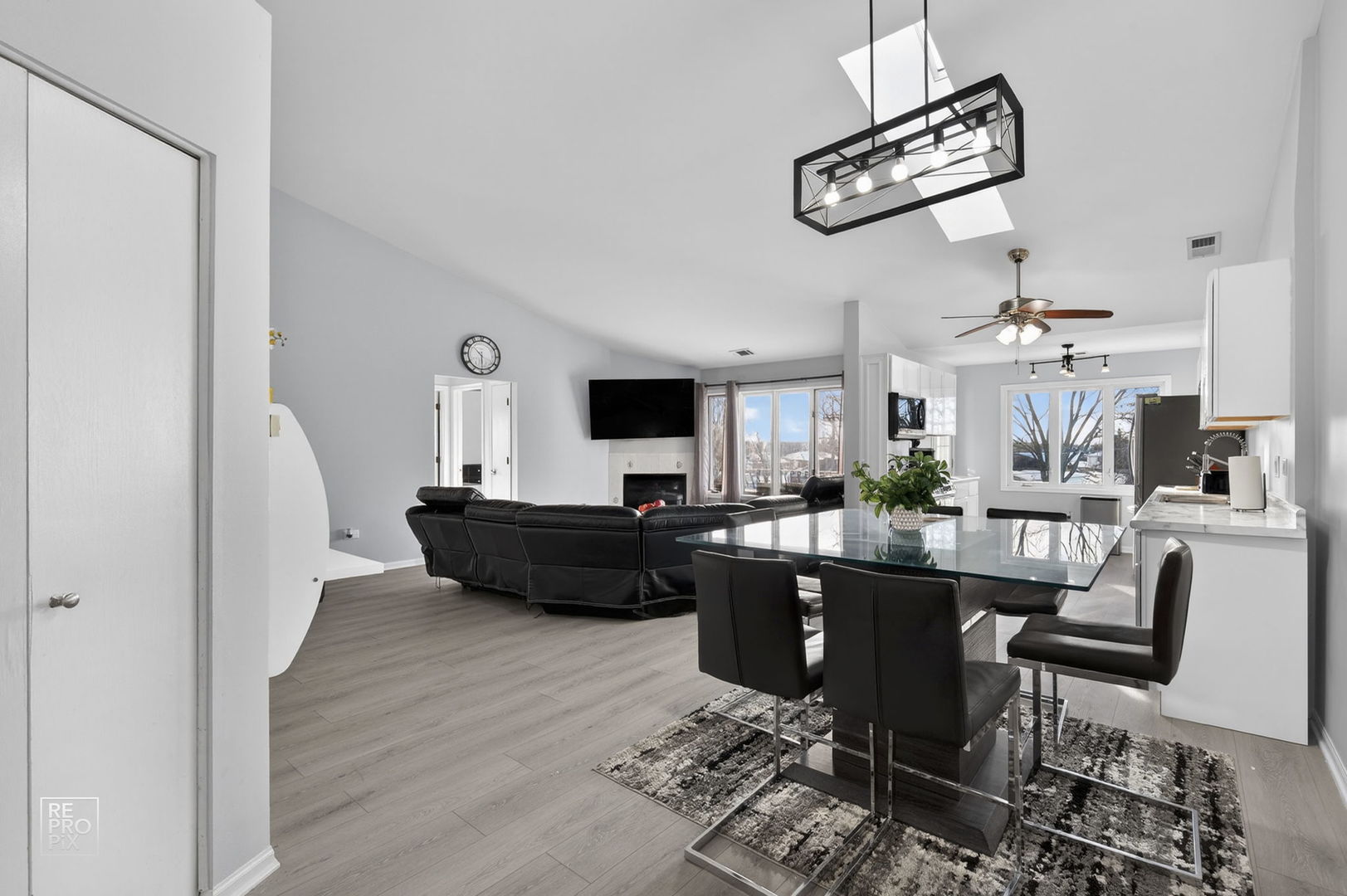 6640 183rd Street #3B, Tinley Park, IL 60477