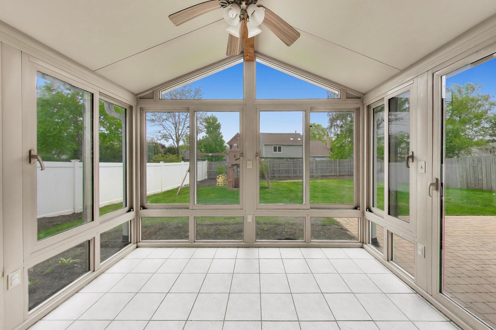 1101 Oakwood Drive, Westmont, IL 60559