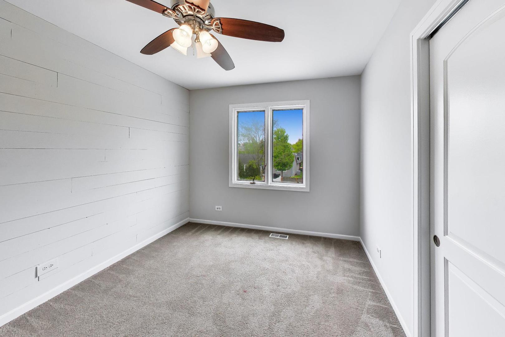 1101 Oakwood Drive, Westmont, IL 60559