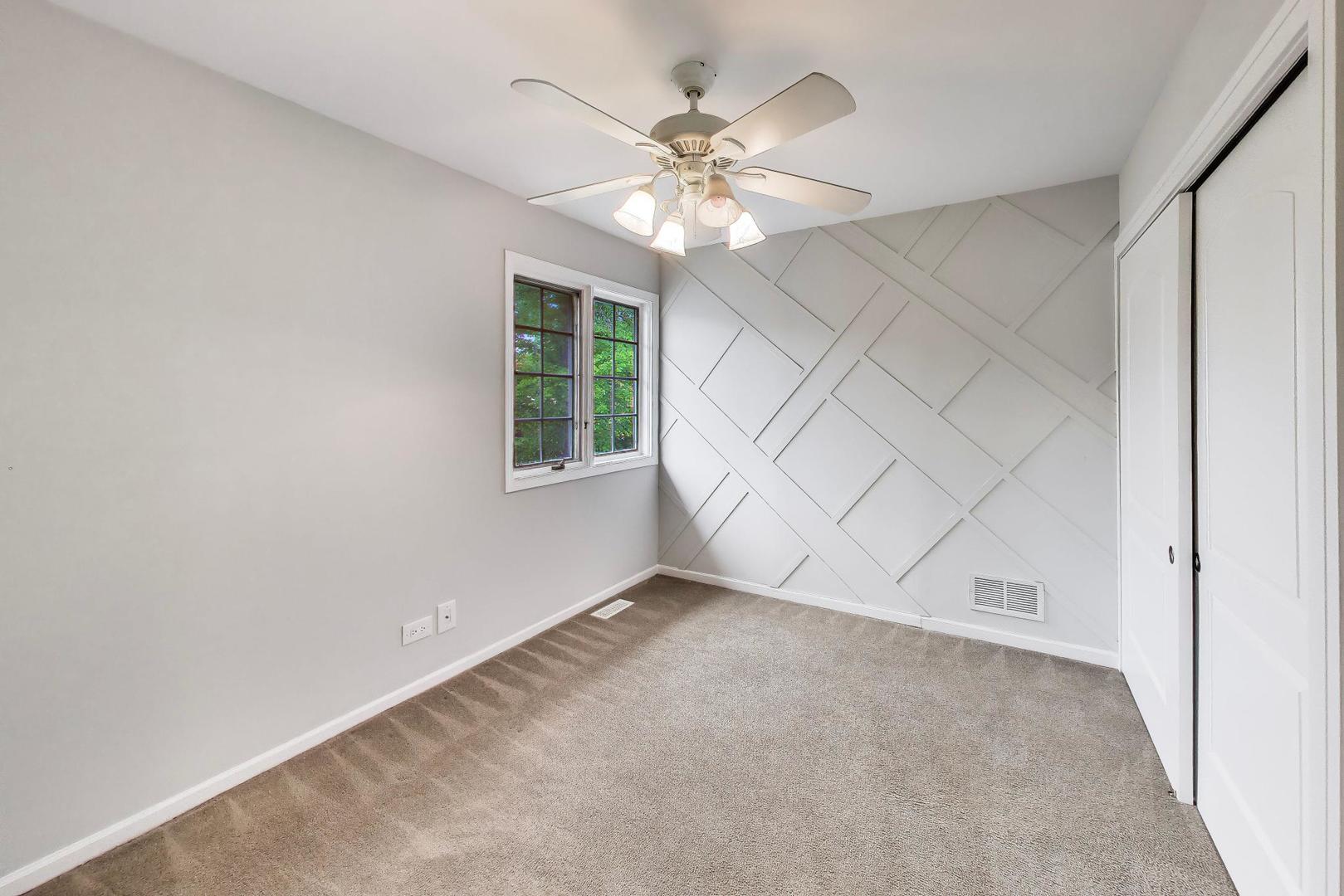 1101 Oakwood Drive, Westmont, IL 60559