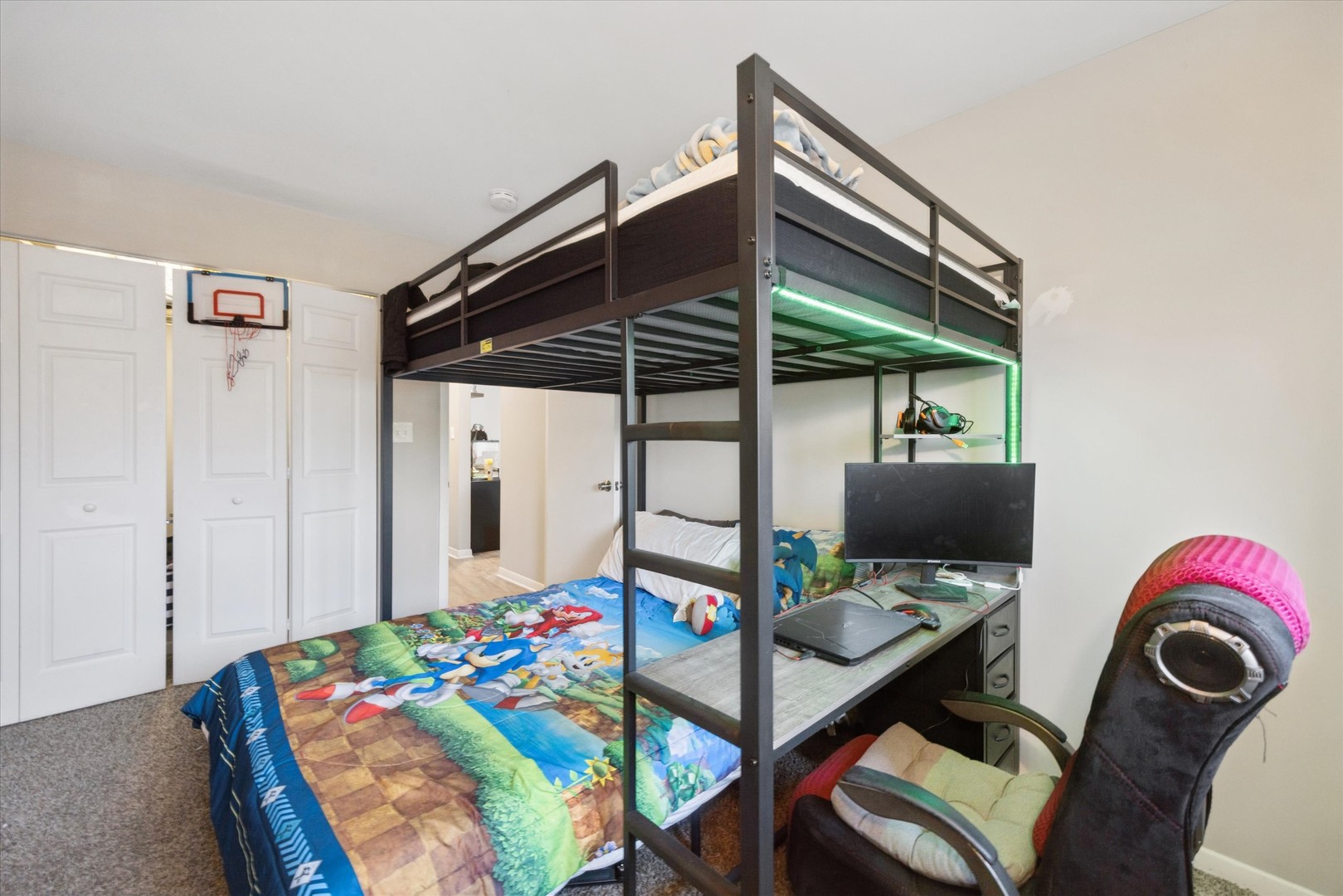 10344 S Pulaski Road #304, Oak Lawn, IL 60453