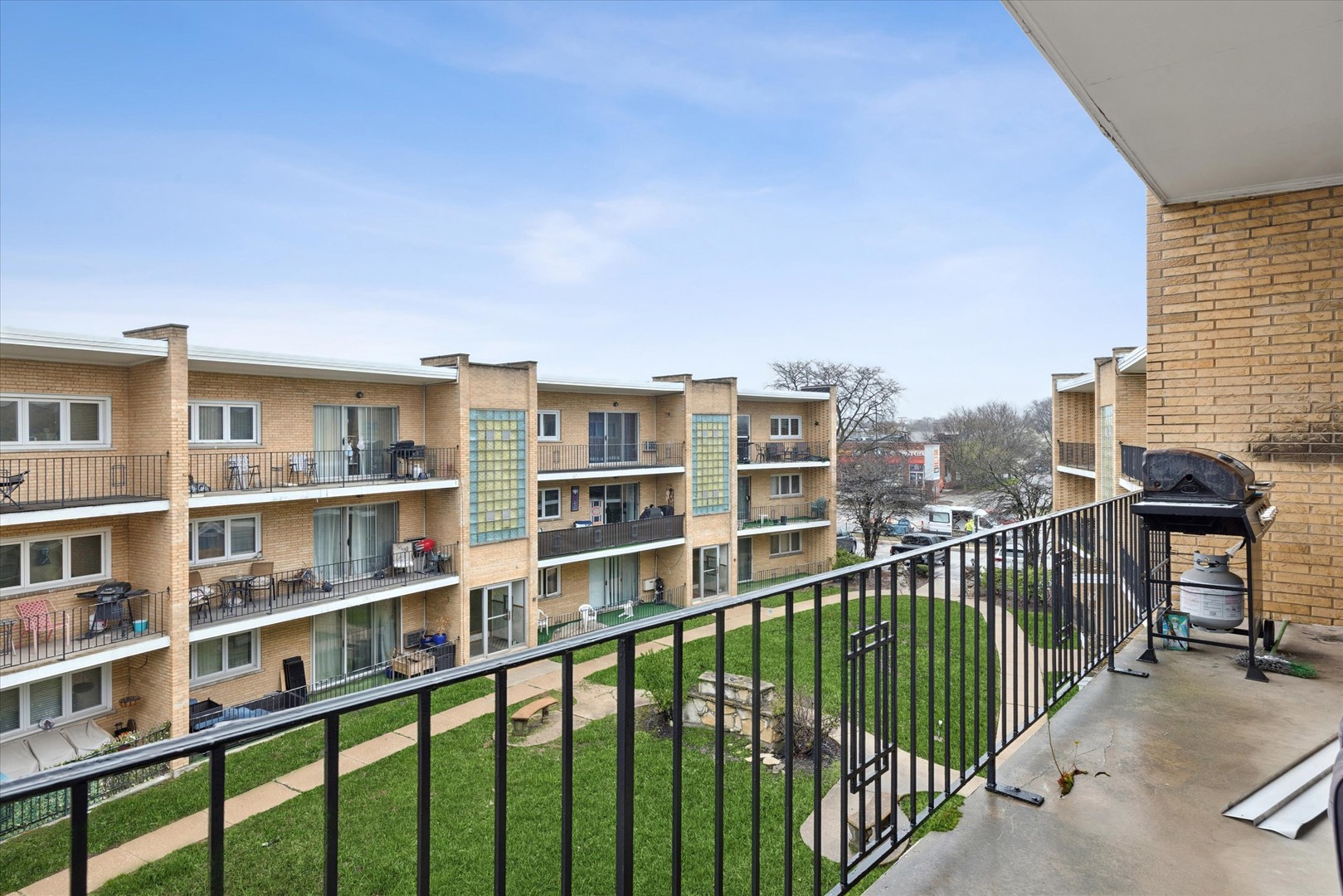 10344 S Pulaski Road #304, Oak Lawn, IL 60453