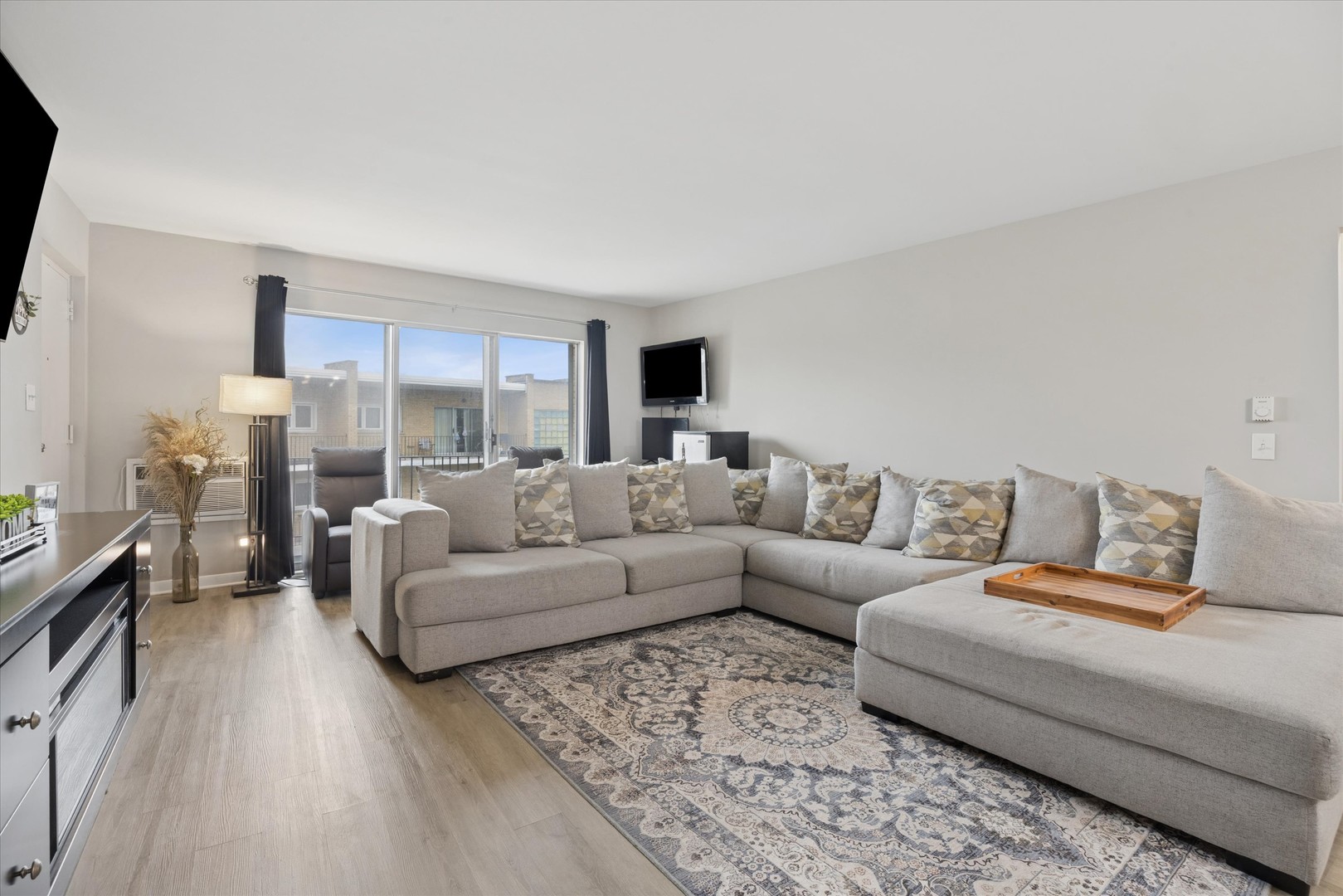 10344 S Pulaski Road #304, Oak Lawn, IL 60453