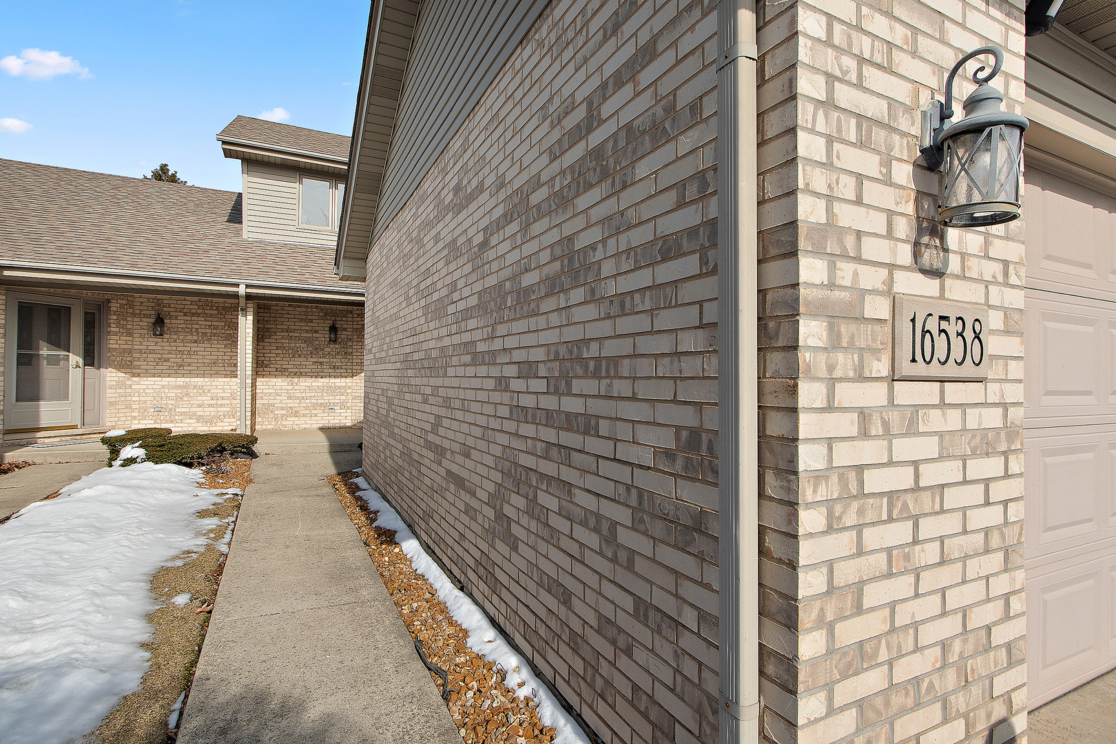 16538 Fairfax Court, Tinley Park, IL 60477