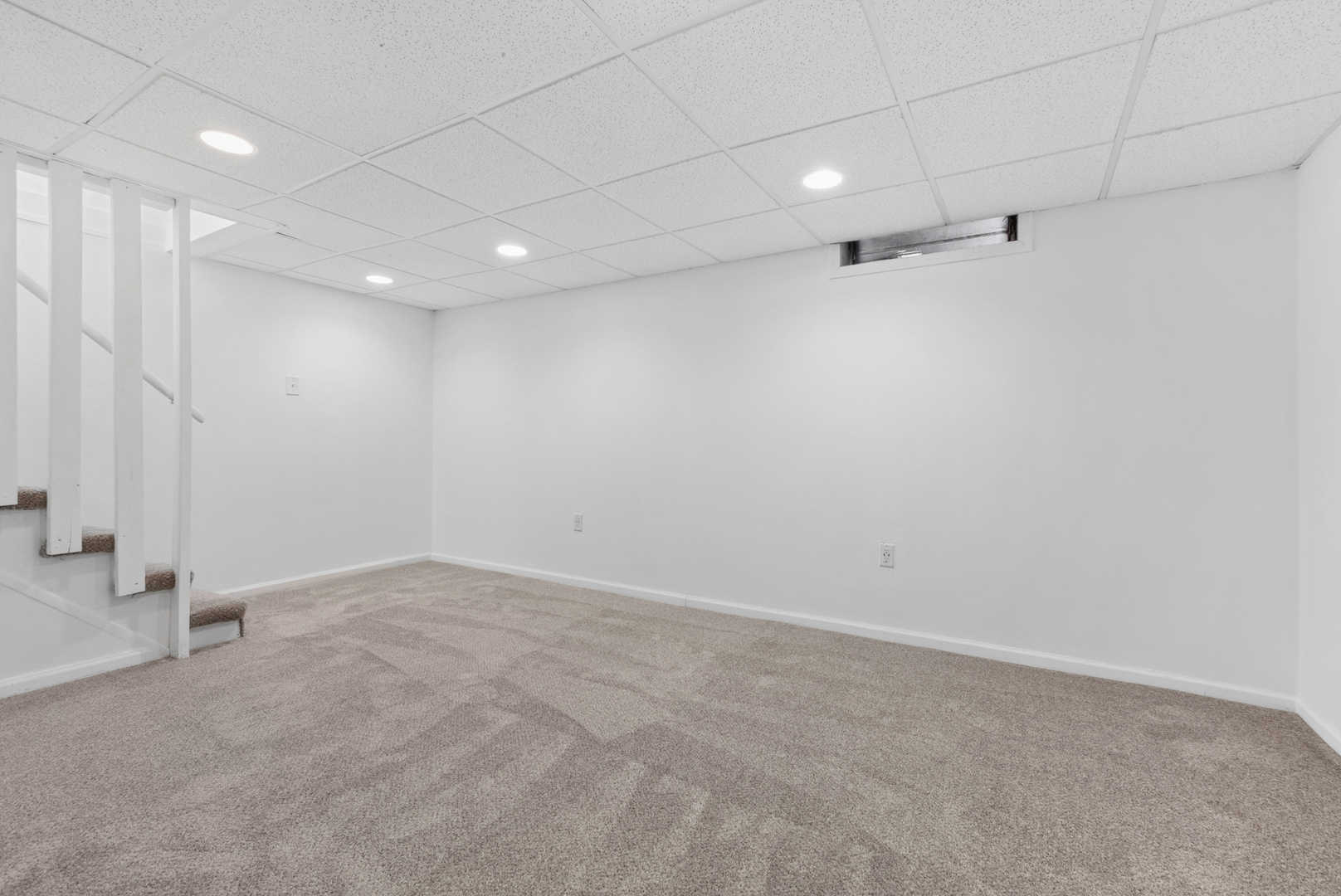 2033 Lioncrest Drive, Richton Park, IL 60471