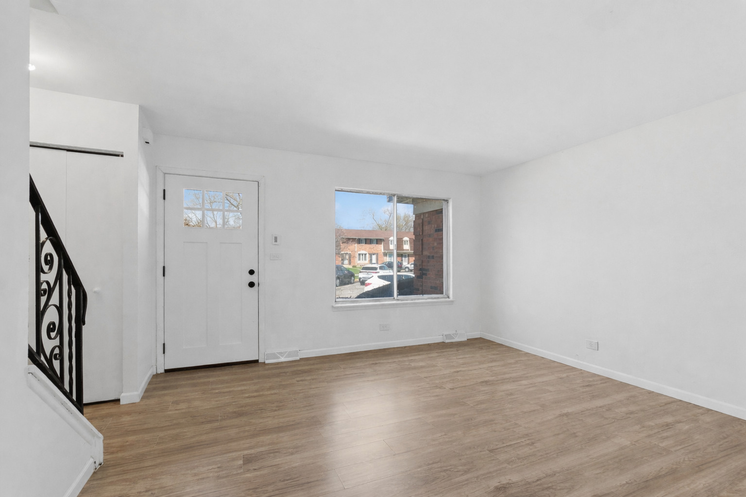 2033 Lioncrest Drive, Richton Park, IL 60471