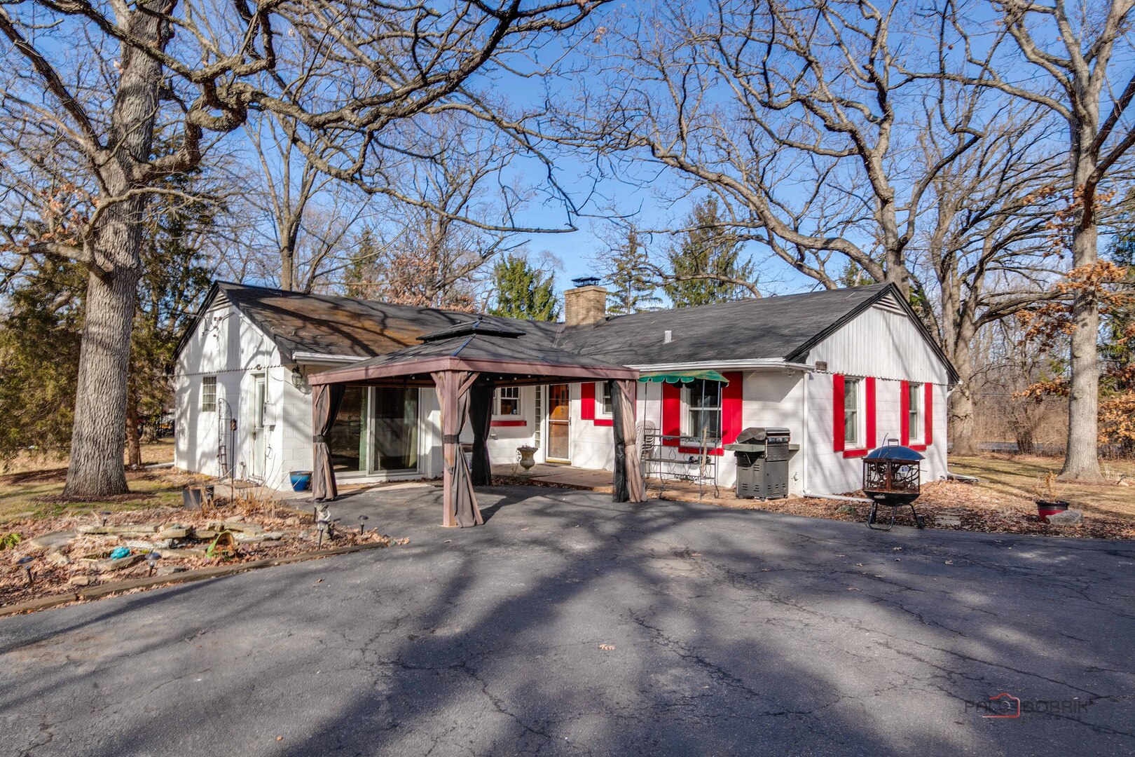 15983 W Wadsworth Road, Wadsworth, IL 60083