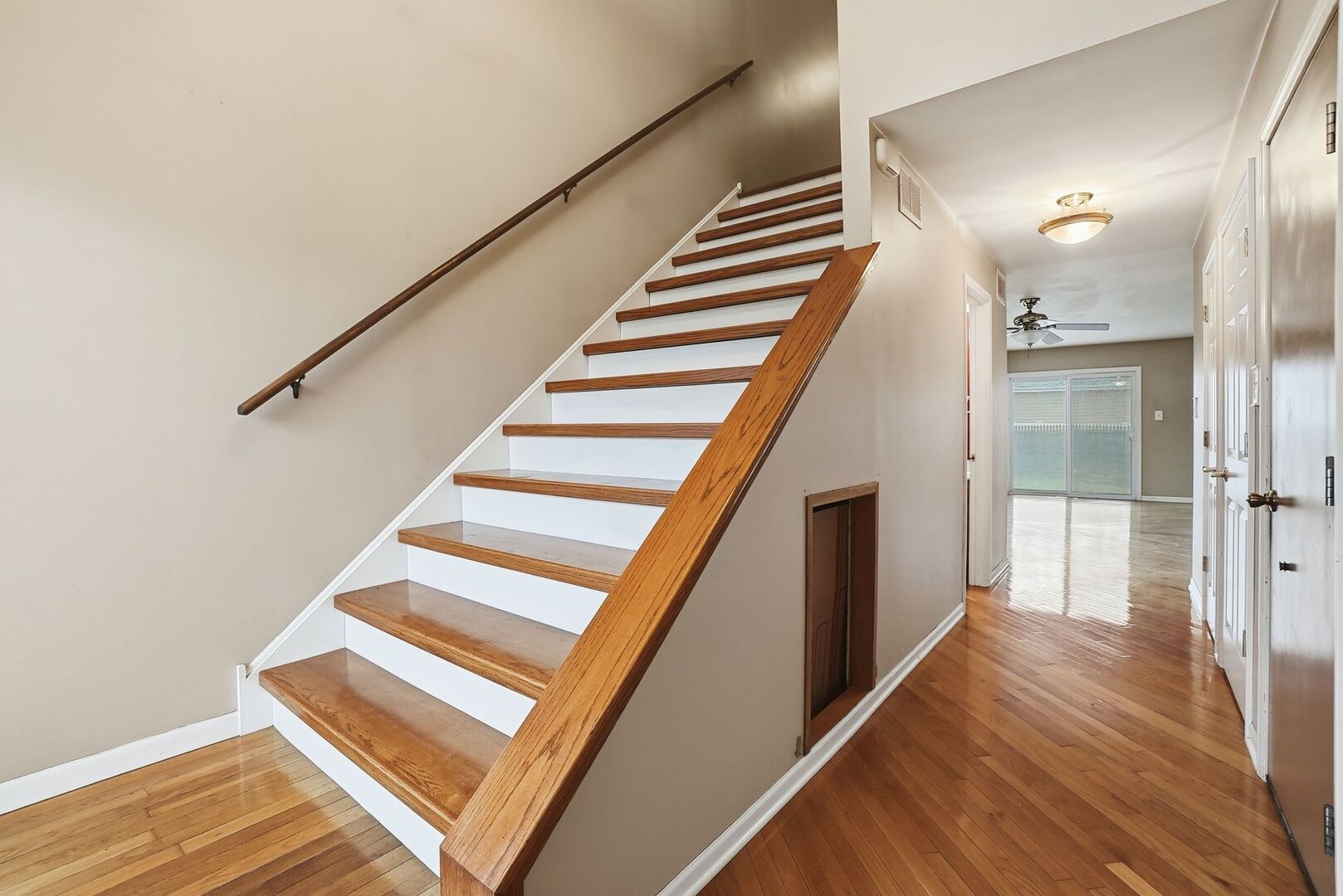 1423 Peachtree Lane, Lockport, IL 60441