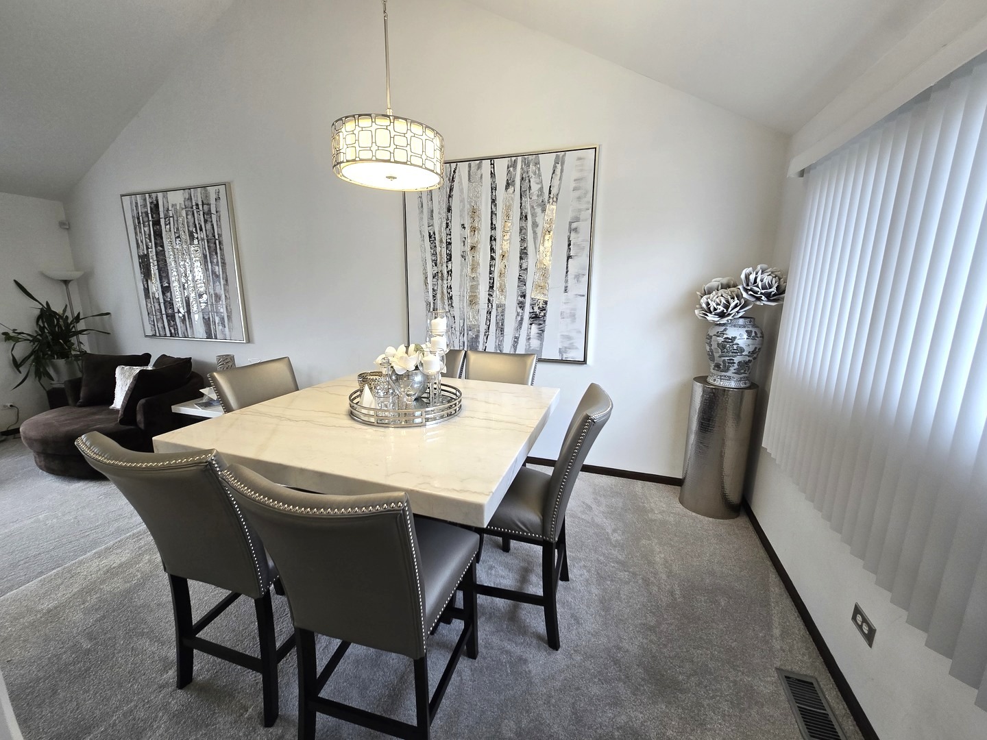 22709 Jamie Court, Richton Park, IL 60471