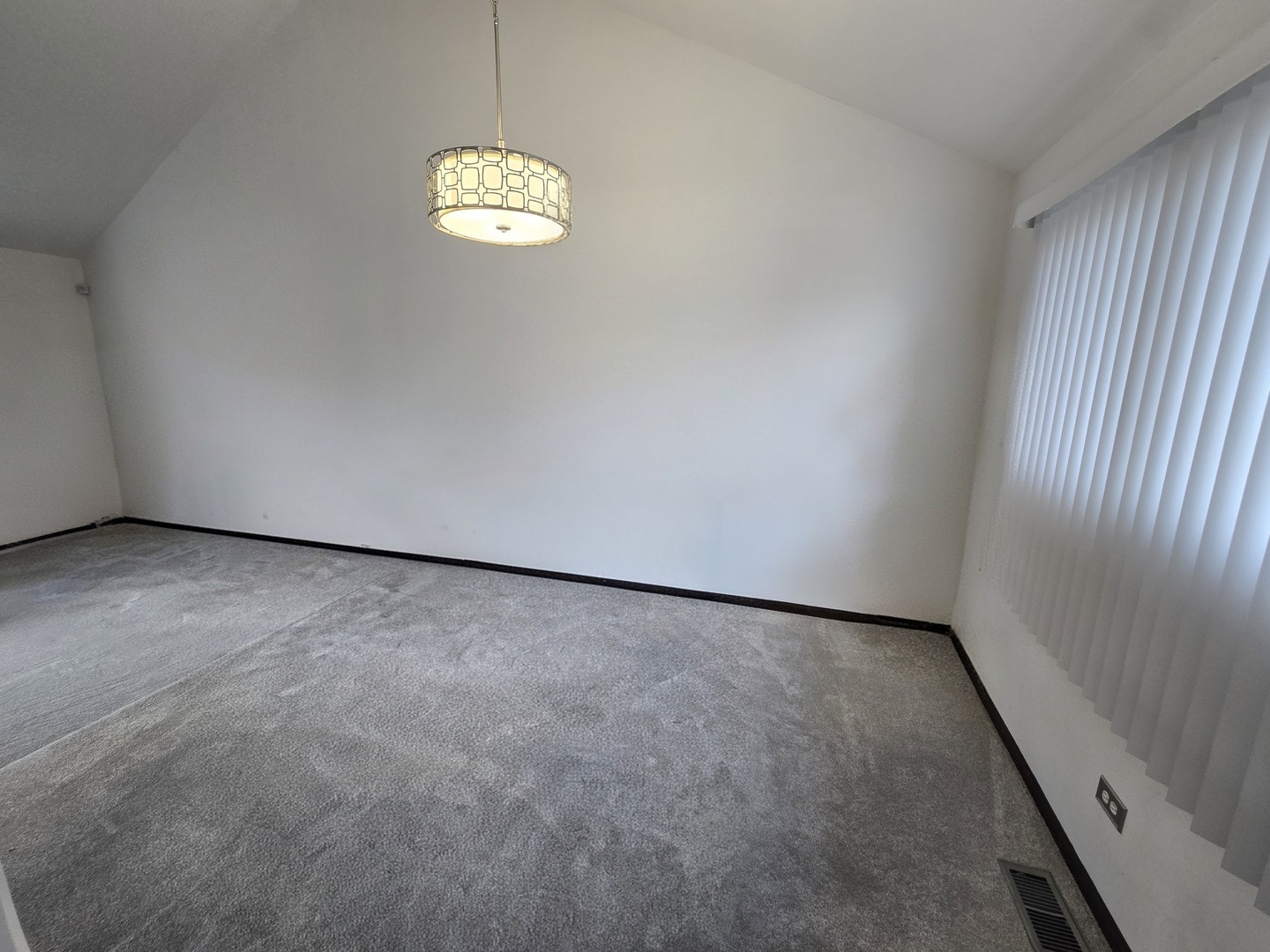 22709 Jamie Court, Richton Park, IL 60471