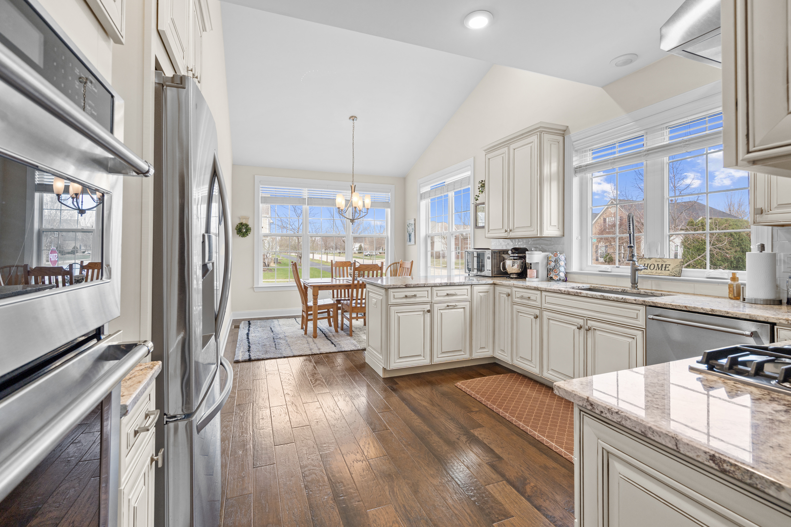 1265 Falcon Ridge Drive, Elgin, IL 60124