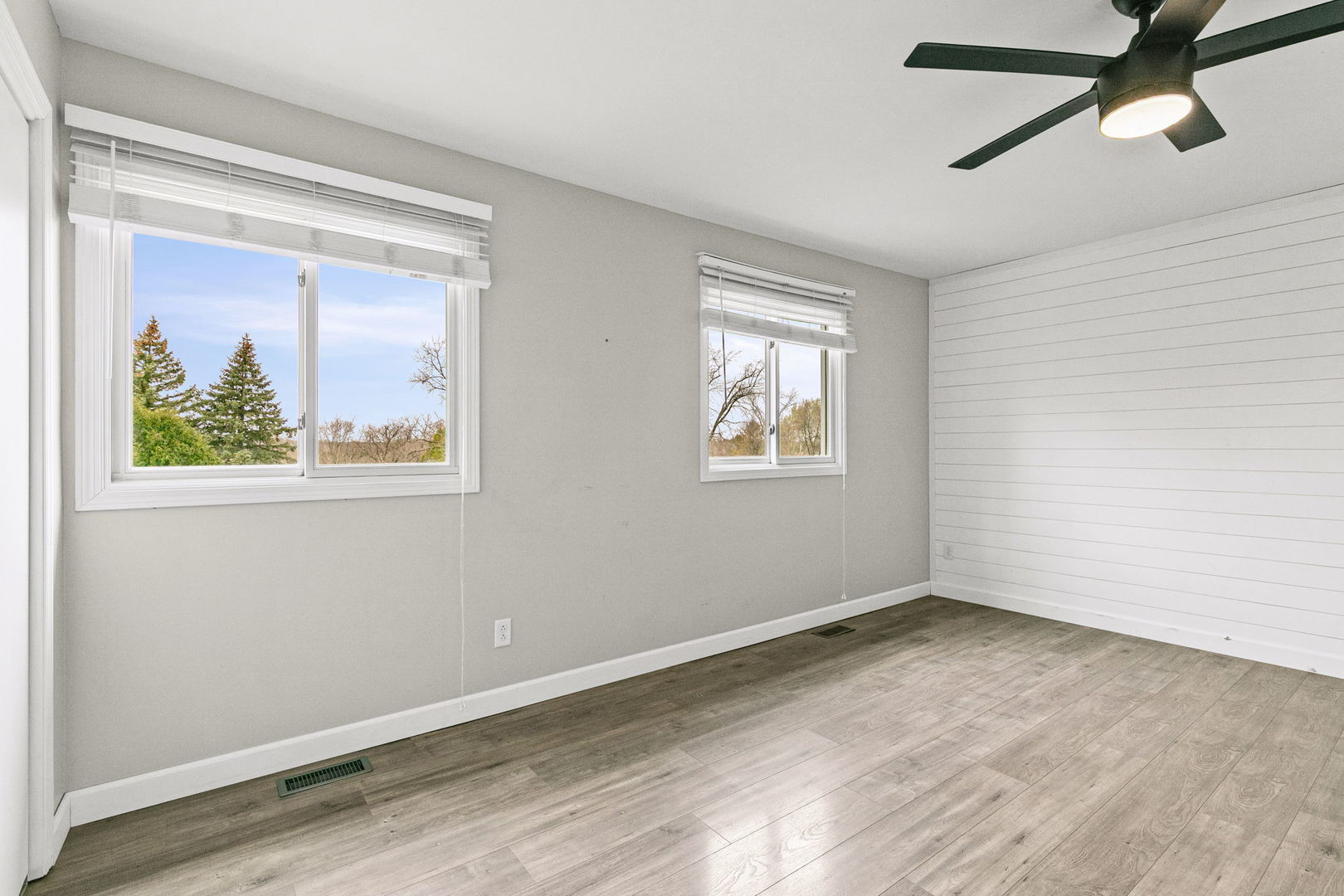 2402 Michael Street, Wonder Lake, IL 60097