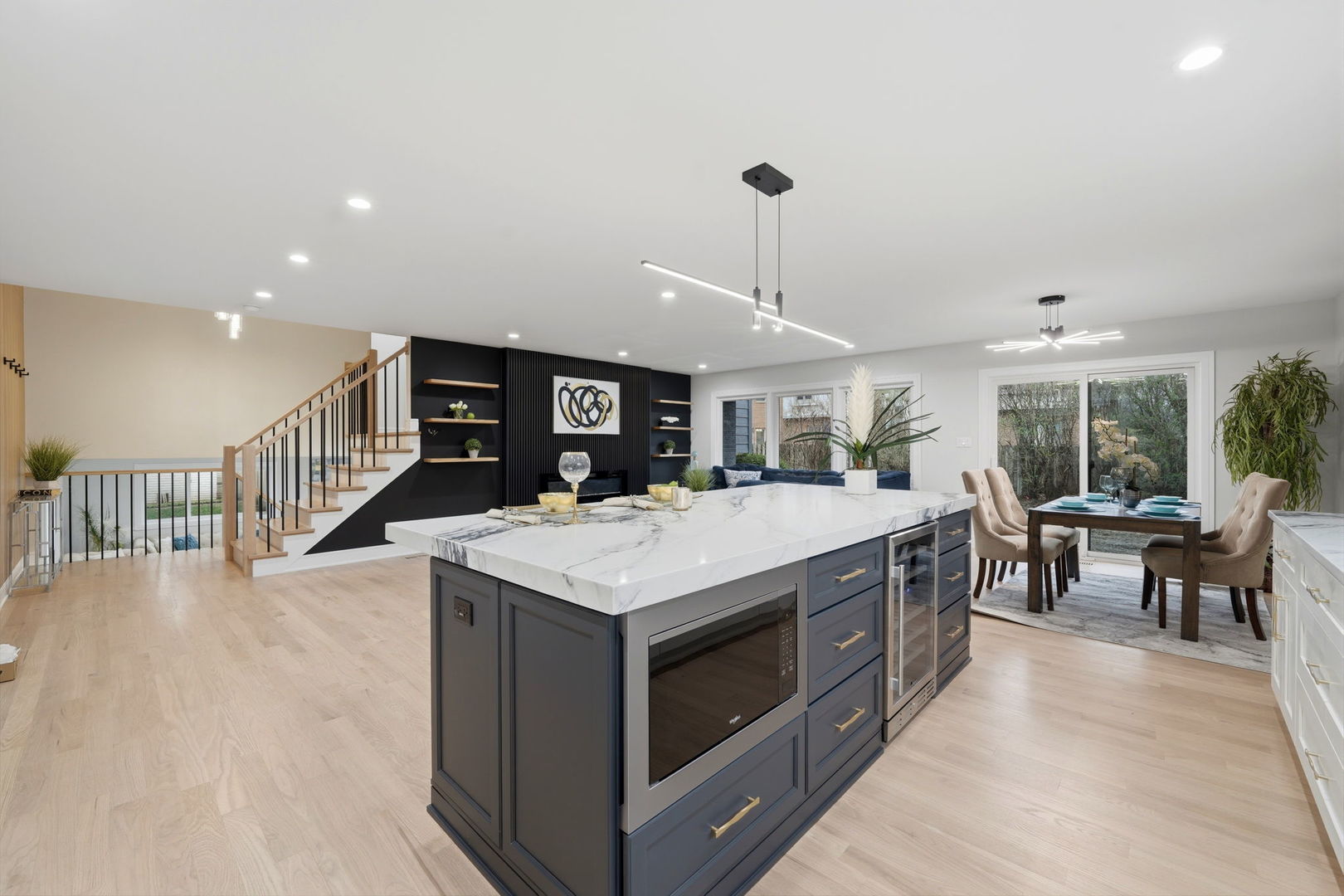 3509 Lawson Road, Glenview, IL 60026