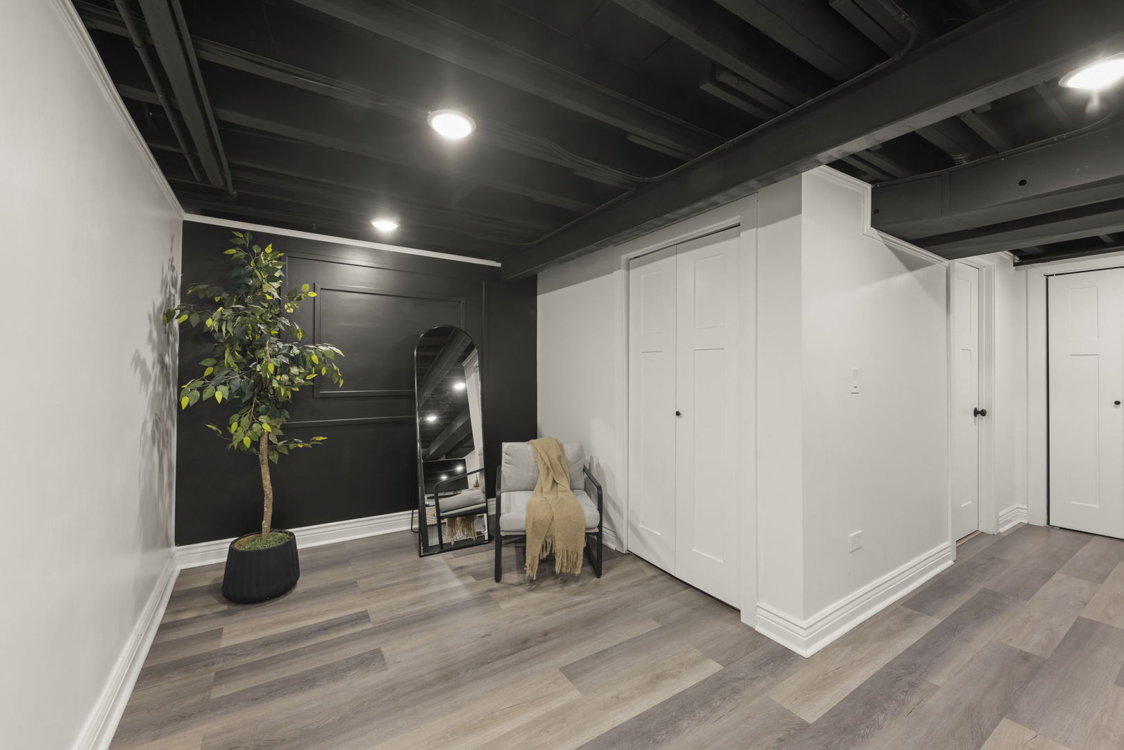 9525 Parkside Avenue, Oak Lawn, IL 60453