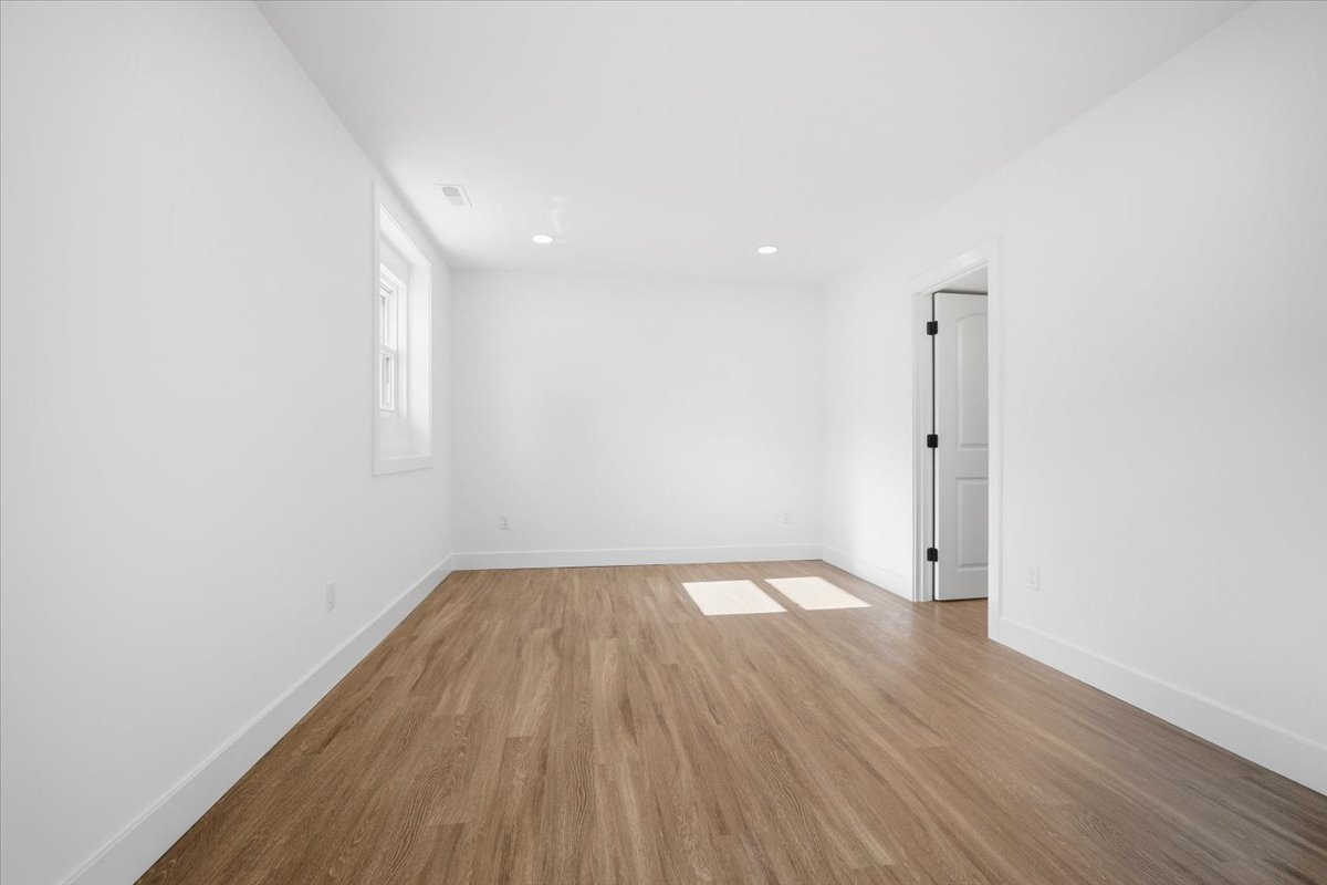 9646 Ridgewood Court, Bloomington, IL 61705