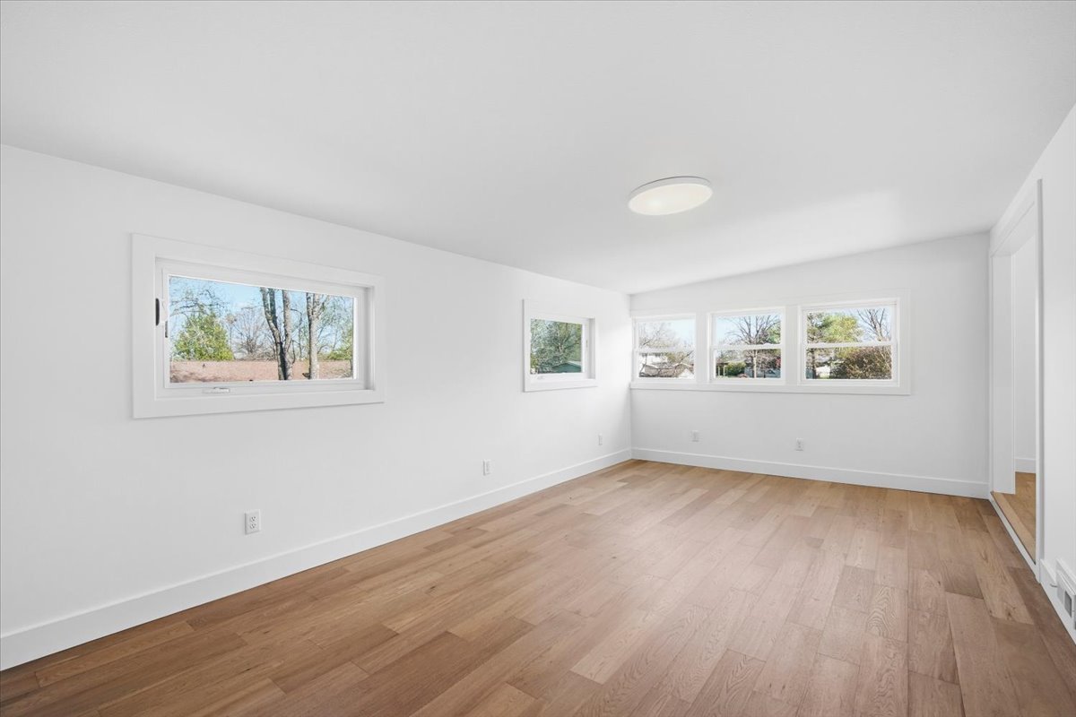 9646 Ridgewood Court, Bloomington, IL 61705