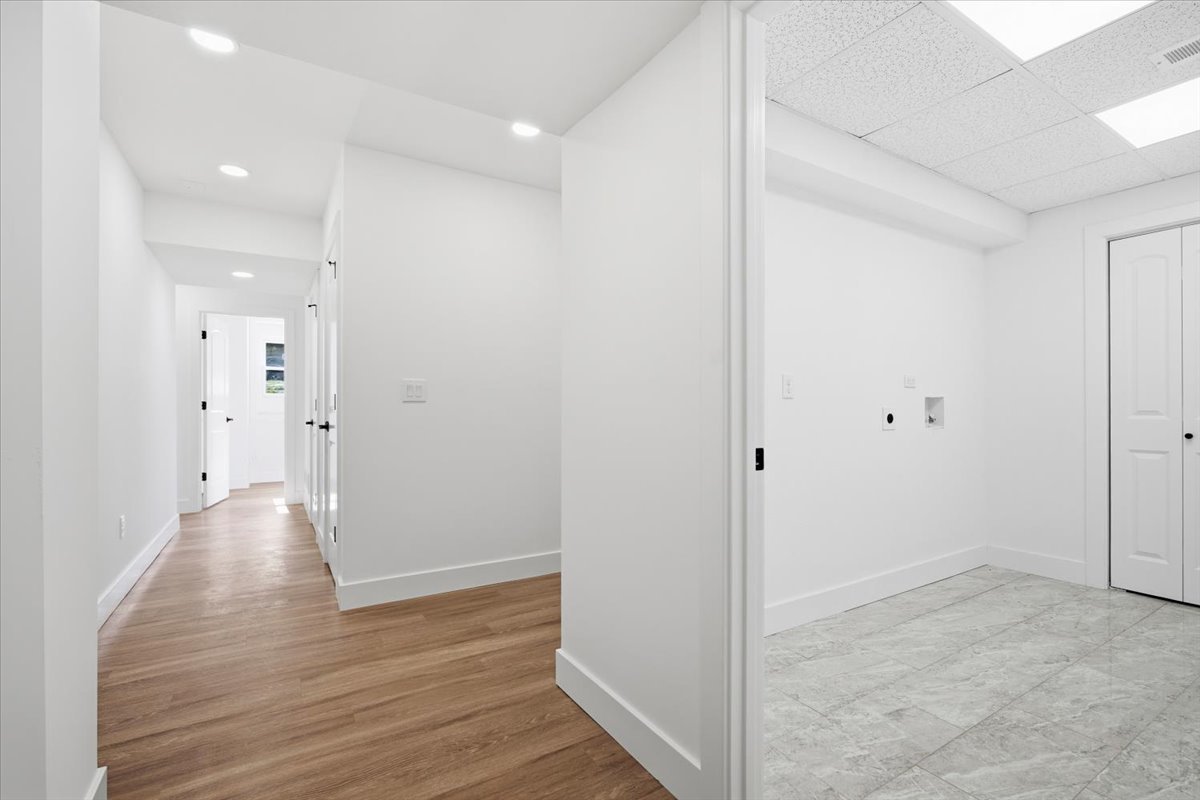 9646 Ridgewood Court, Bloomington, IL 61705