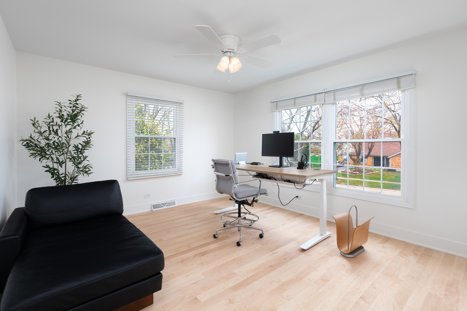 1441 Calcutta Lane, Naperville, IL 60563