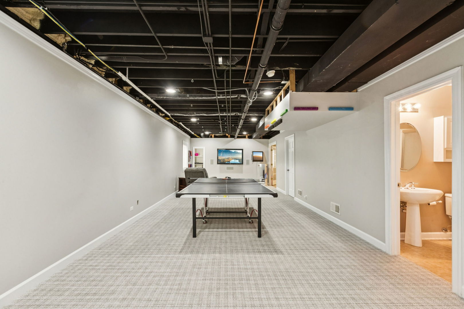 14101 W Rodmell Court, Libertyville, IL 60048