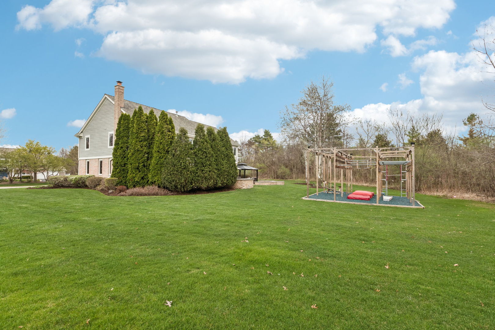 14101 W Rodmell Court, Libertyville, IL 60048