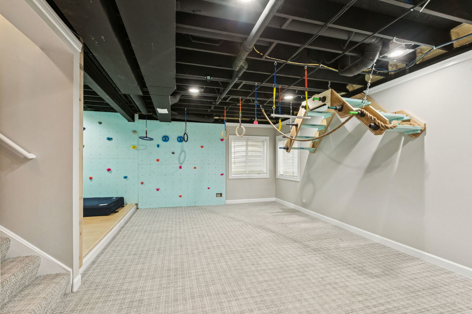 14101 W Rodmell Court, Libertyville, IL 60048