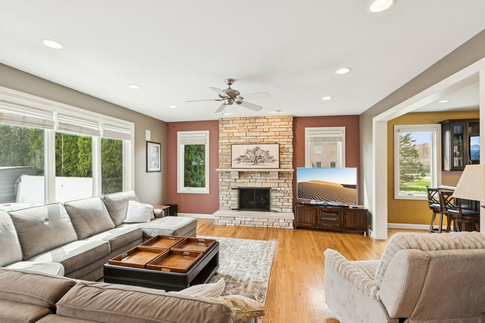 14101 W Rodmell Court, Libertyville, IL 60048