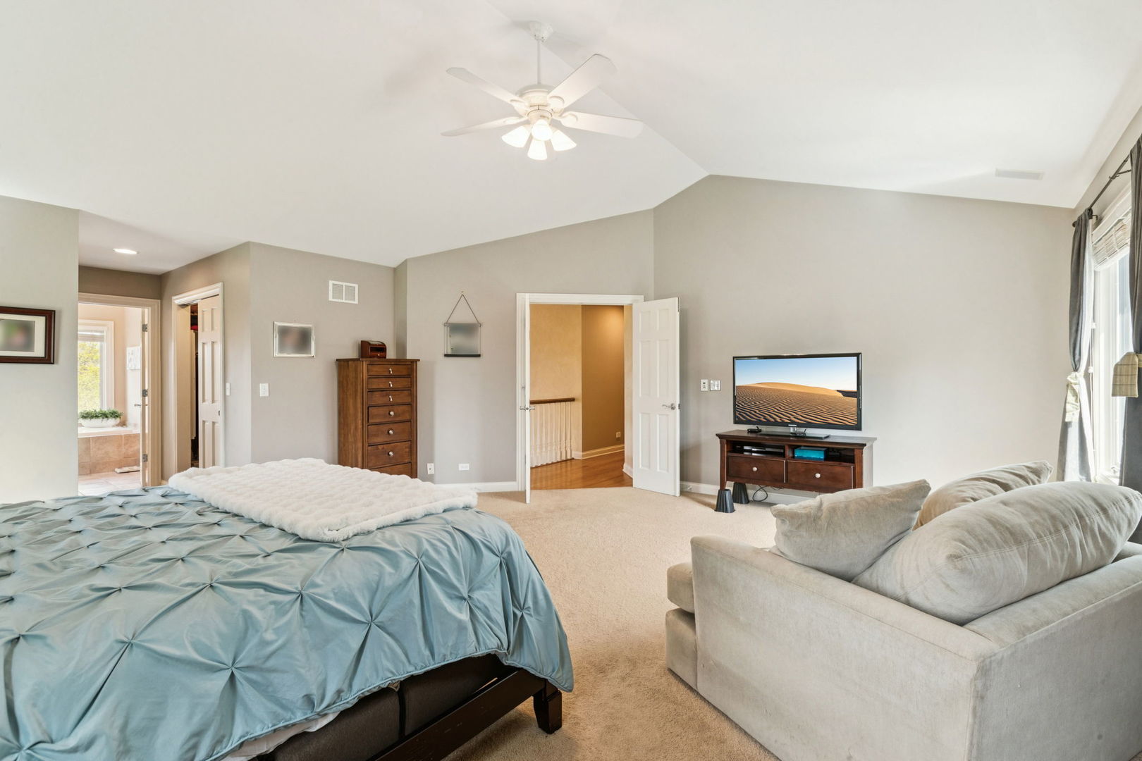 14101 W Rodmell Court, Libertyville, IL 60048