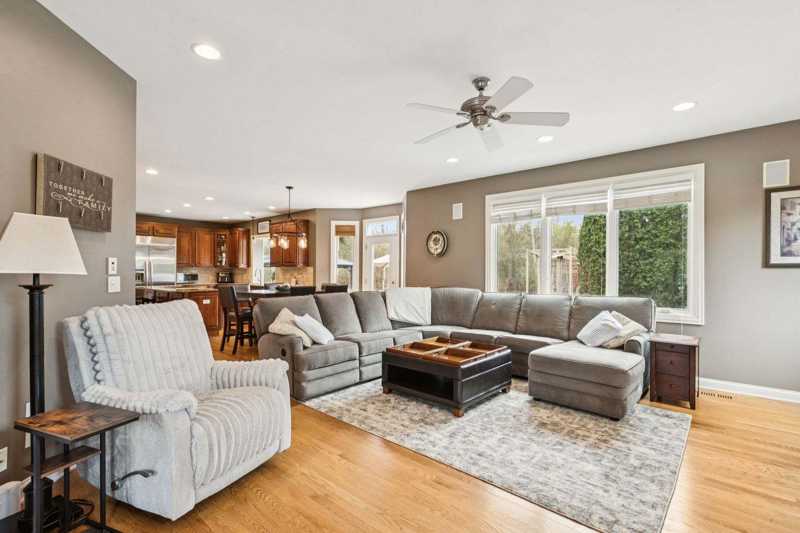 14101 W Rodmell Court, Libertyville, IL 60048