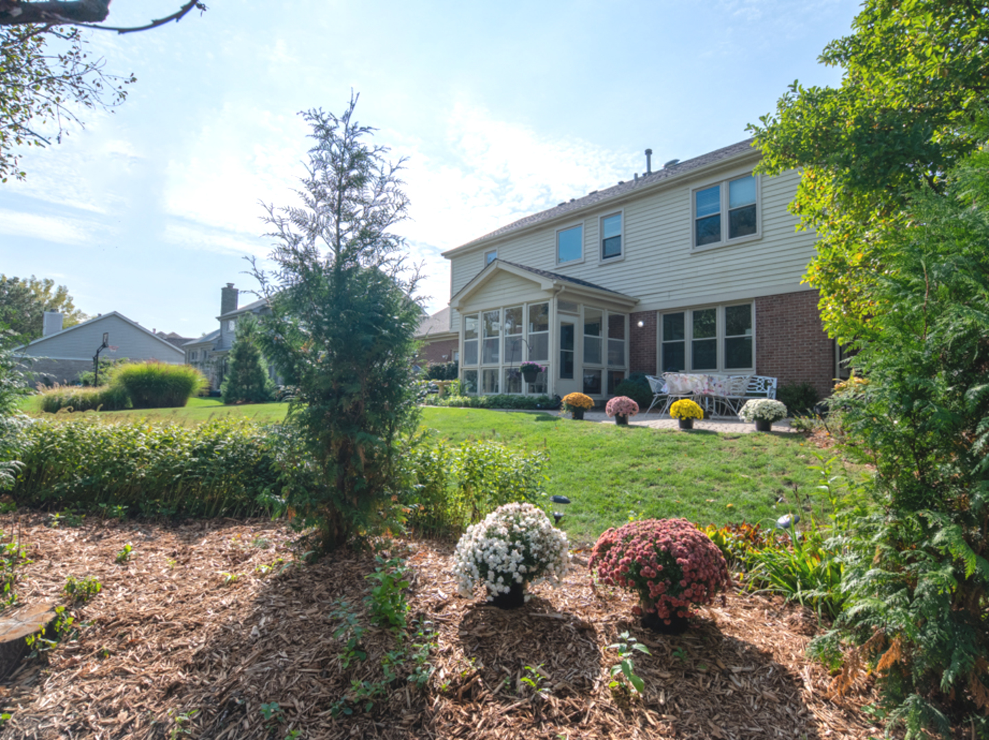 1351 Callen Lane, Des Plaines, IL 60016