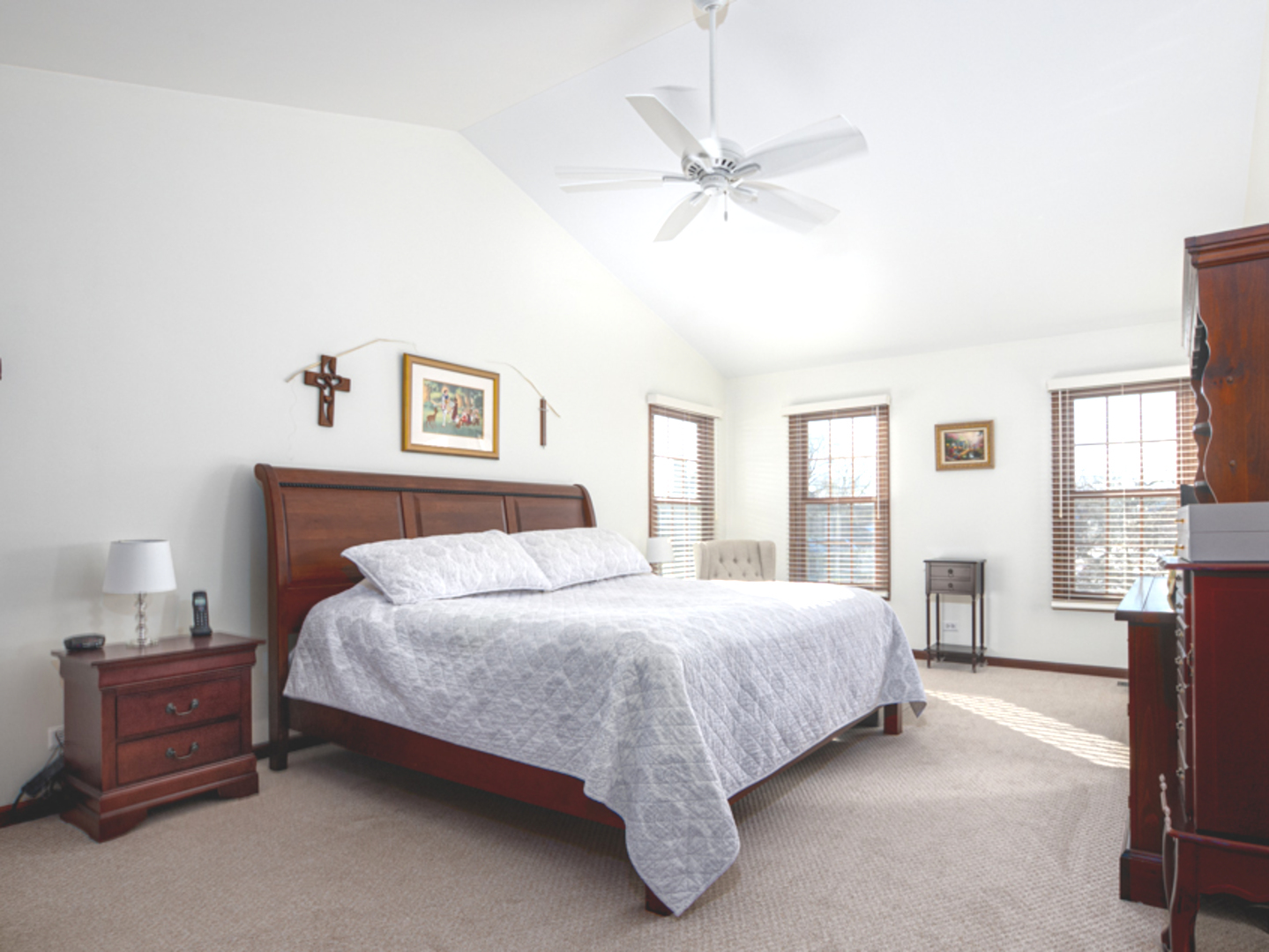 1351 Callen Lane, Des Plaines, IL 60016